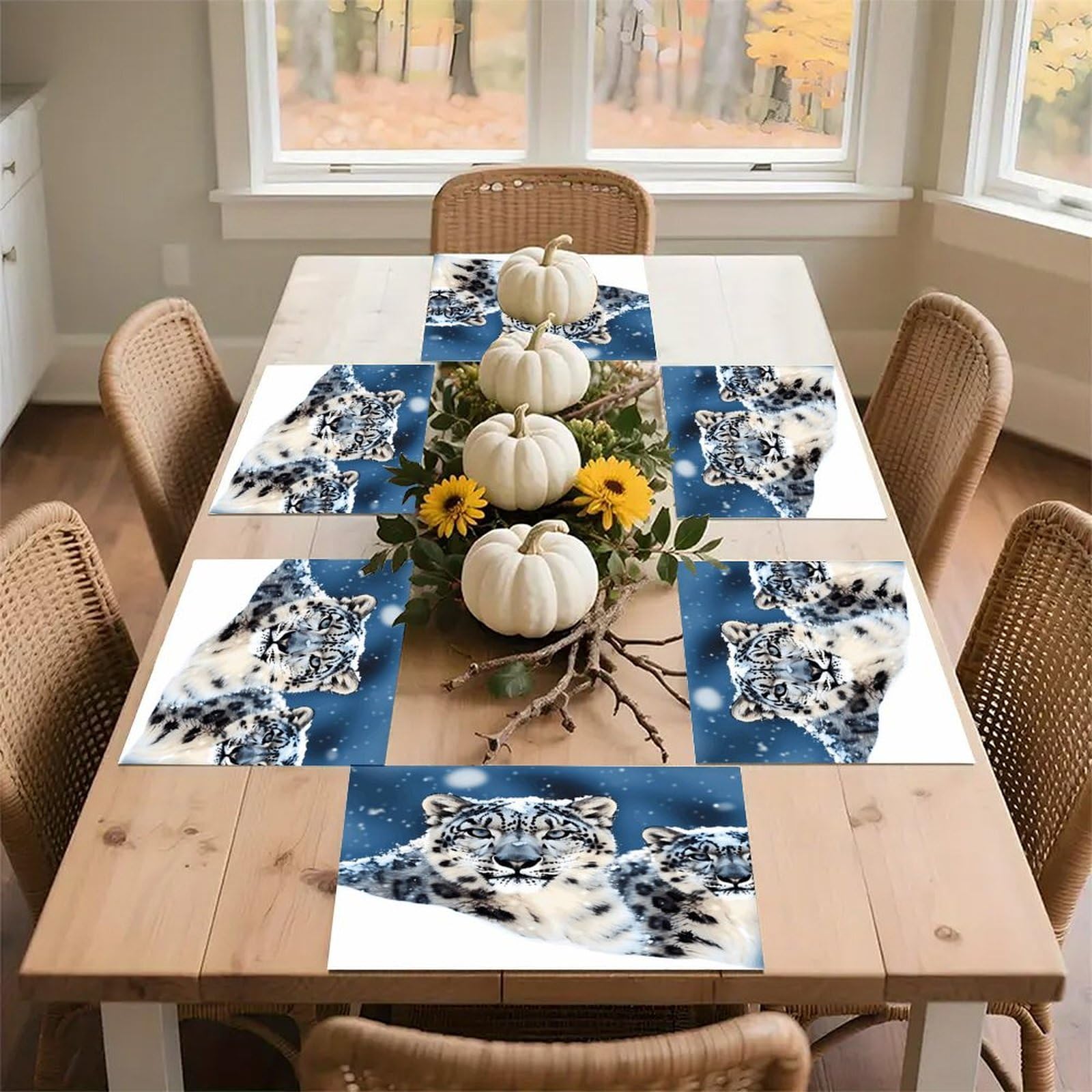 Blue Eyed Snow Leopard Placemats Wipeable Heat Resistant Table Mats Washable Flax Place Mats Elegant Cloth Non-Slip Placemat for Kitchen Dinning Party Table Decor 12 * 18 in