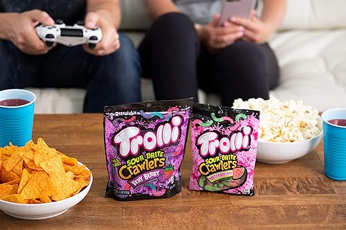Miniatura 3 de Trolli Sour Brite Crawlers - Gusanos de gomitas muy bayas, bolsa de clavijas de 7.2 onzas (paquete de 8) gusanos de goma agrios
