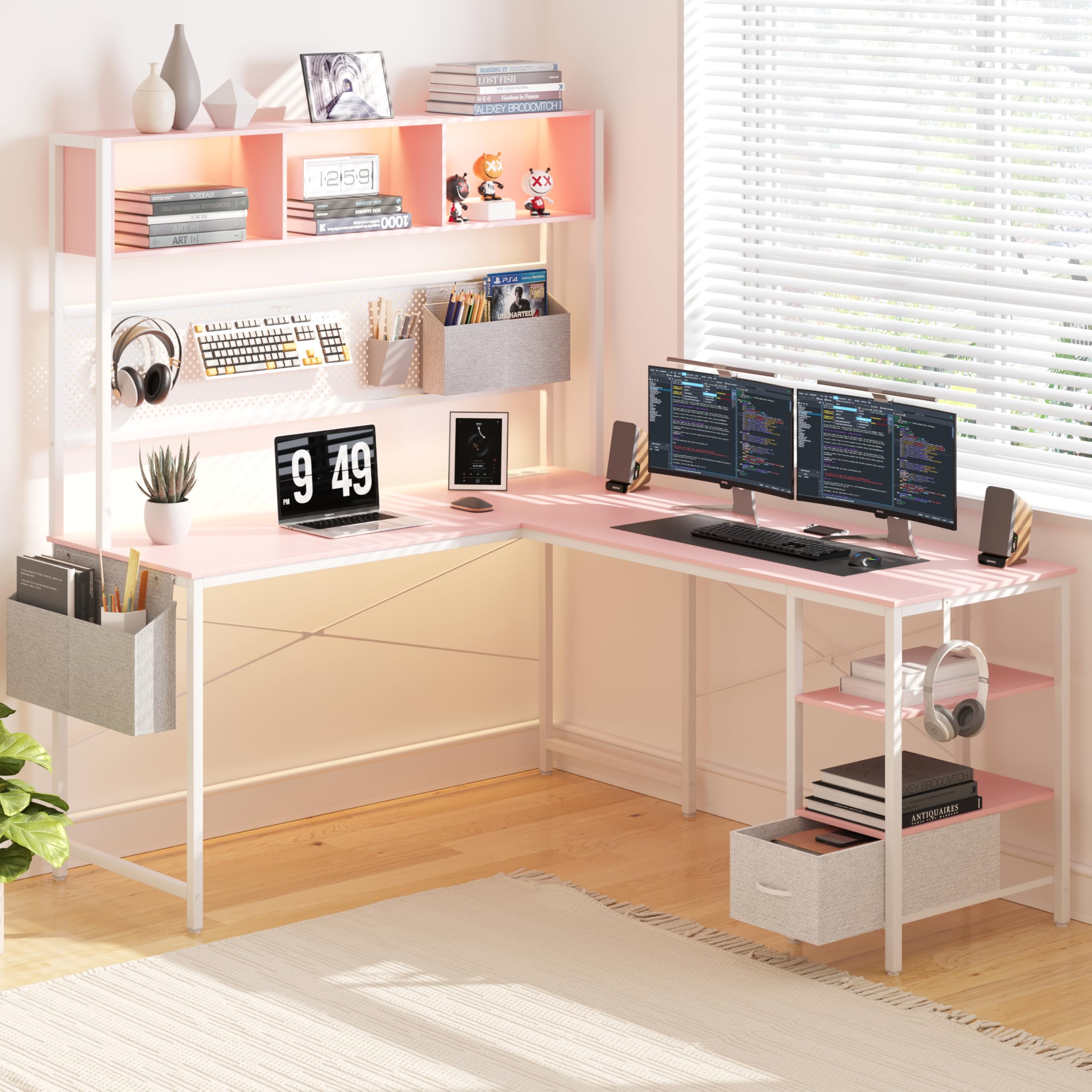 Dowinx Mesa LED para videojuegos, escritorio en forma de L con tablero de clavijas y espacio de almacenamiento, mesa reversible para ordenador con enchufes y USB, escritorio de esquina para juegos en