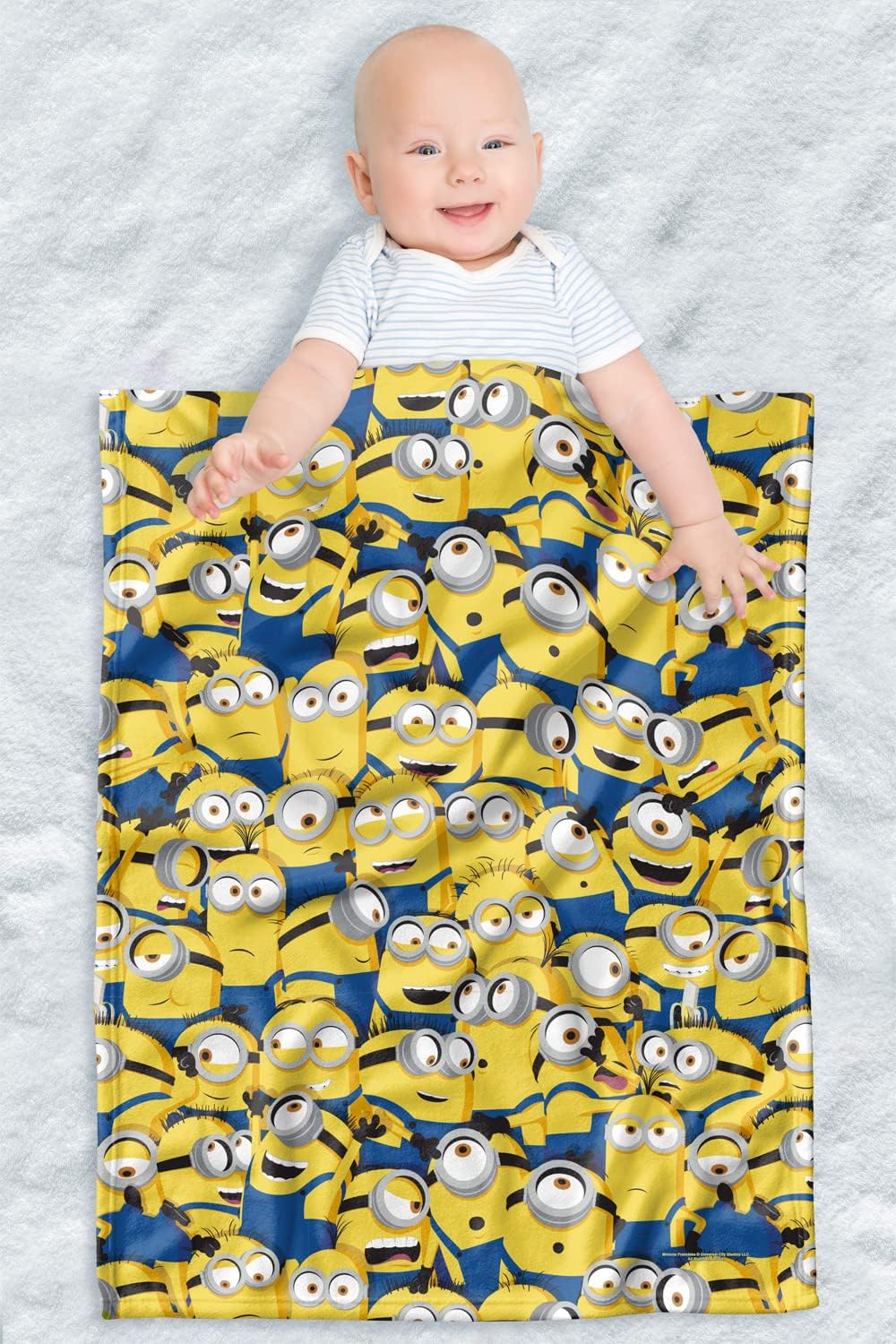 LOGOVISION Minions lightweight baby blanket, 30"X40