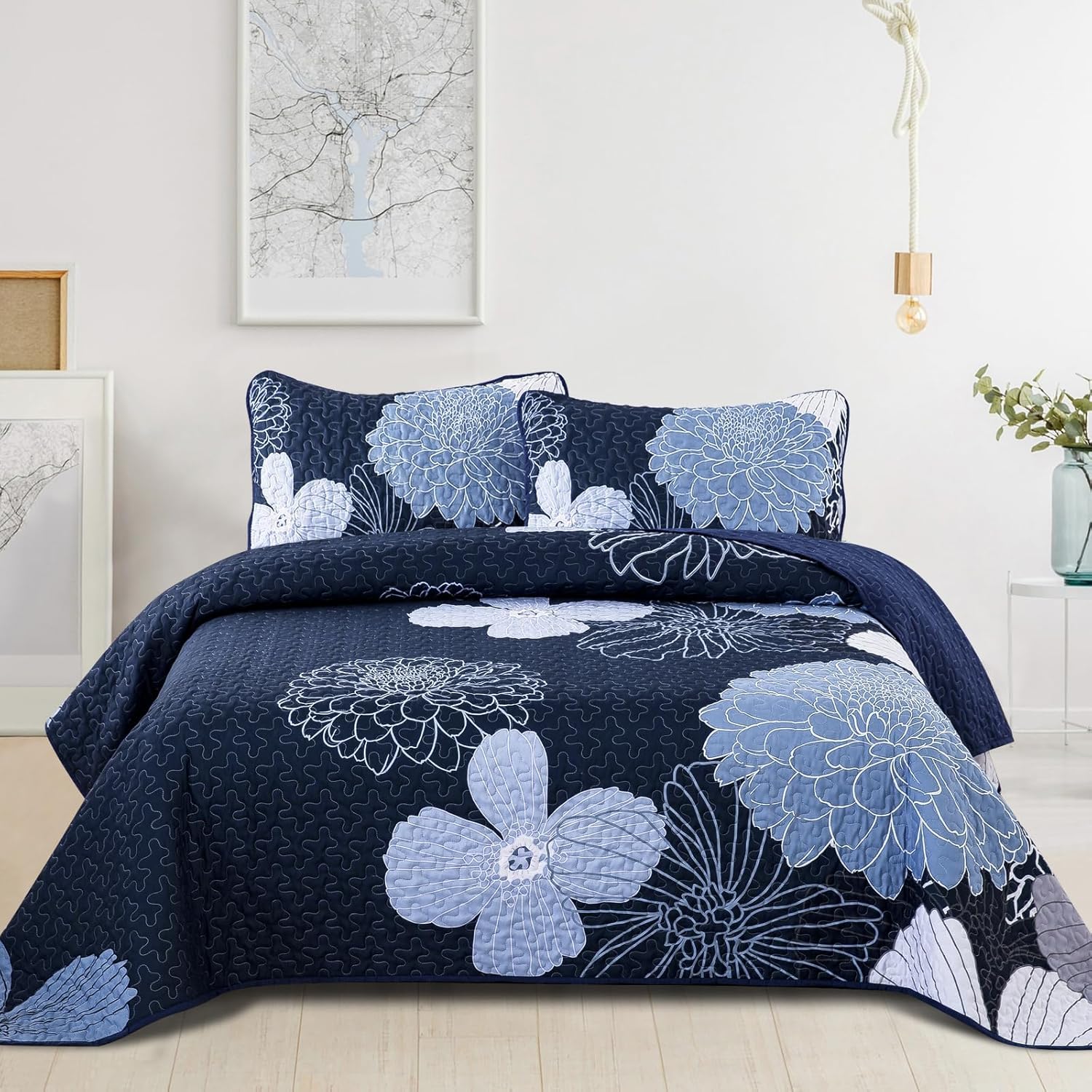 WONGS BEDDING Colcha de 220 x 240 cm, diseño de flores, color azul marino, suave, para cama doble, microfibra, edredón con 2 fundas de almohada de 50 x 75 cm