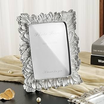 Amazon.com - Cuspin 5x7 Picture Frame Silver Frames, Vintage