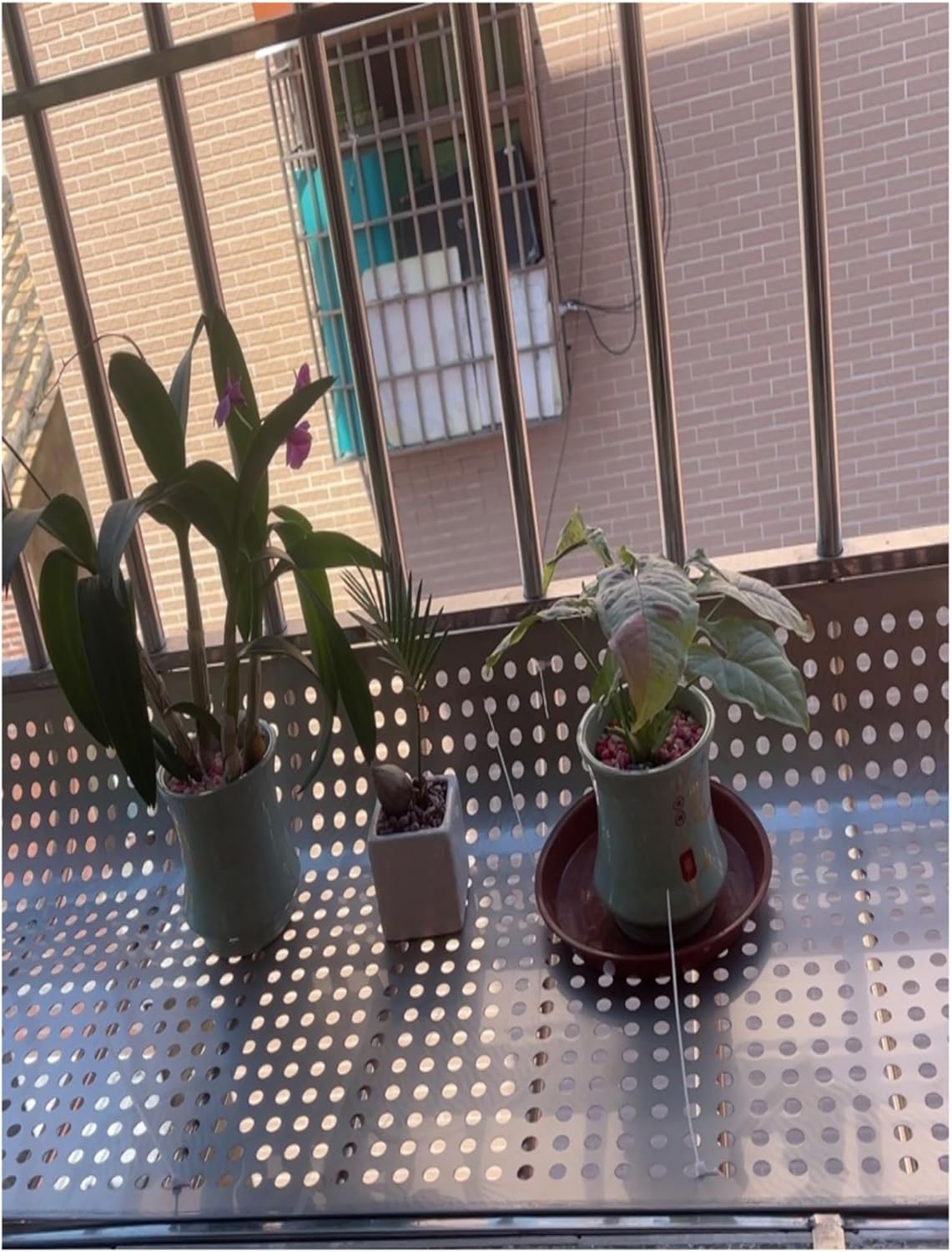 304 Stainless Steel Perforated Sheet Safety Net, Balcony Garden Protector, Durable Mesh Netting (65x400cm) - Ideal for Home, Outdoor, and Safety Applications