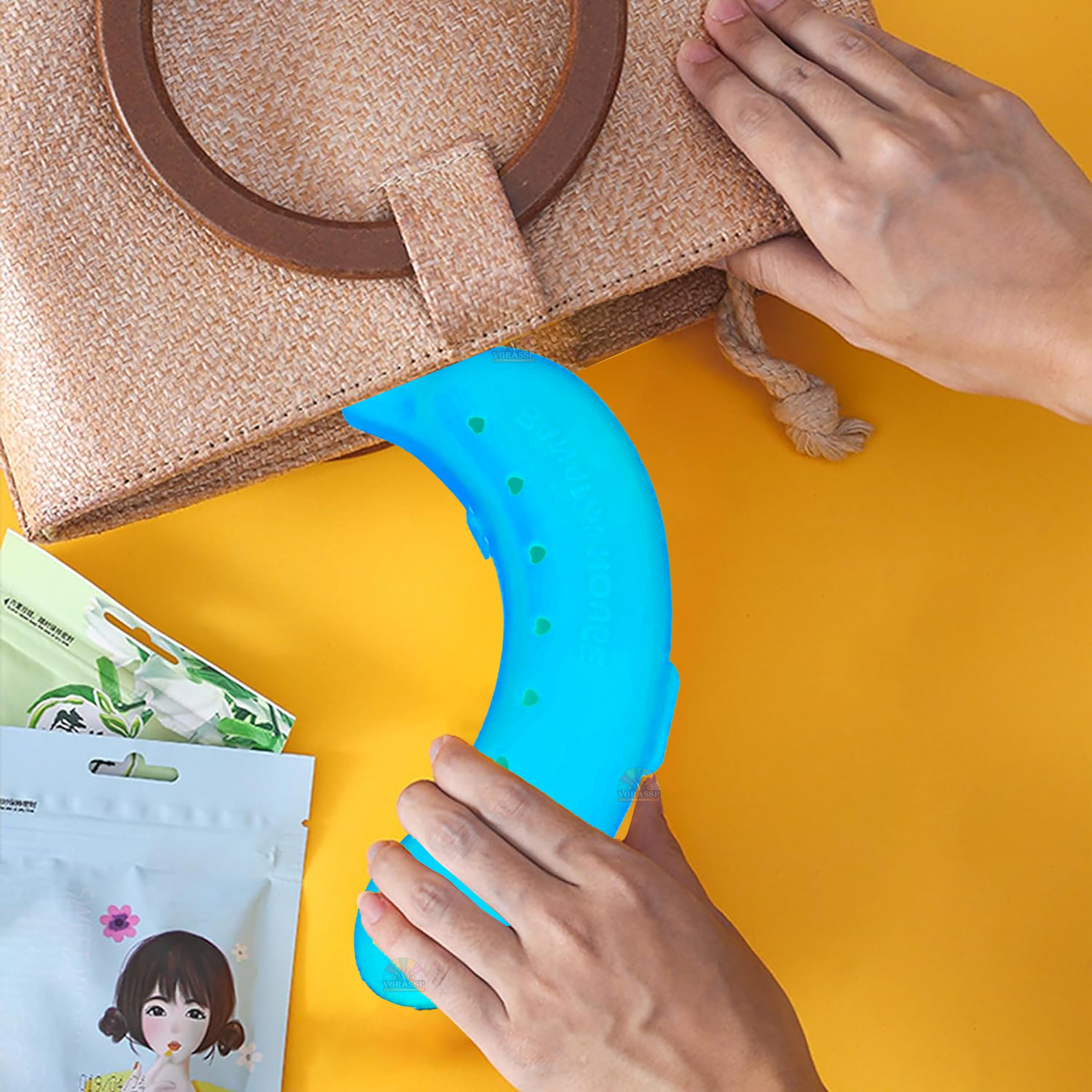 VGRASSP Pack of 2 Banana Storage Case For Kids - Banana Box For School And Outdoor - Color As Per Stock - Image 4 thumbnail