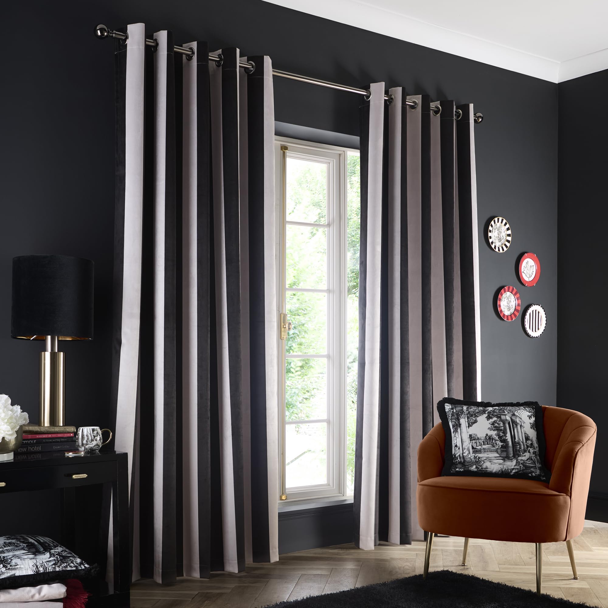 Rideaux velours rayures Laurence Llewelyn-Bowen de haute qualité