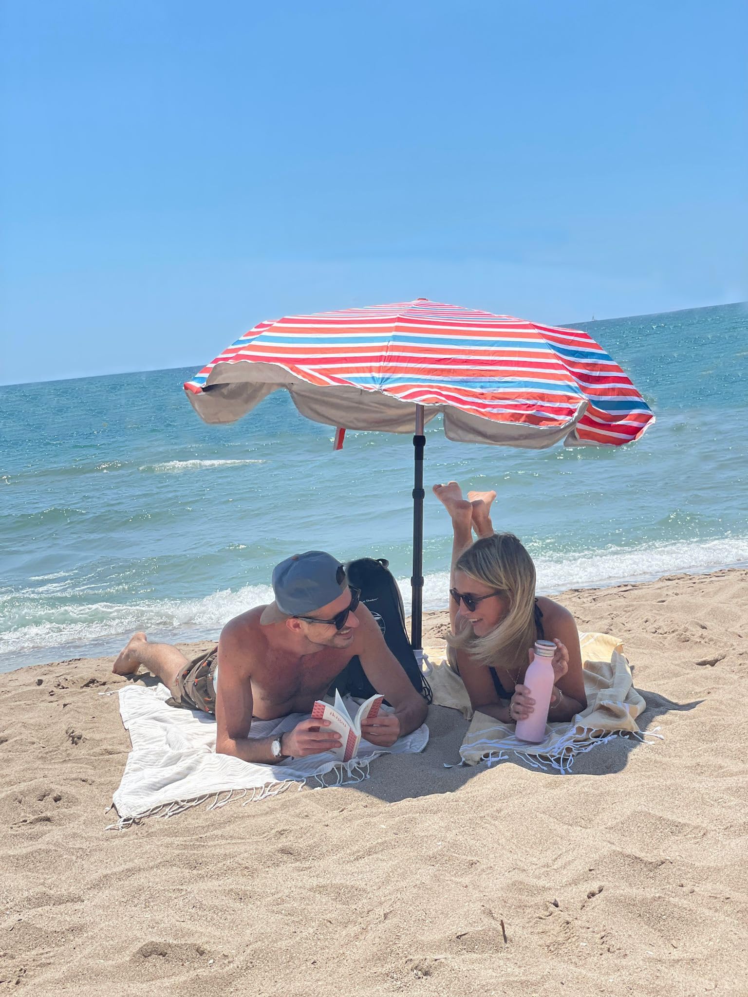 ECLIPSE - Ombrellone da spiaggia pieghevole, perfetto per viaggi, moto, zaino... 1KG, 39CM chiuso -134 Ø, UPF30