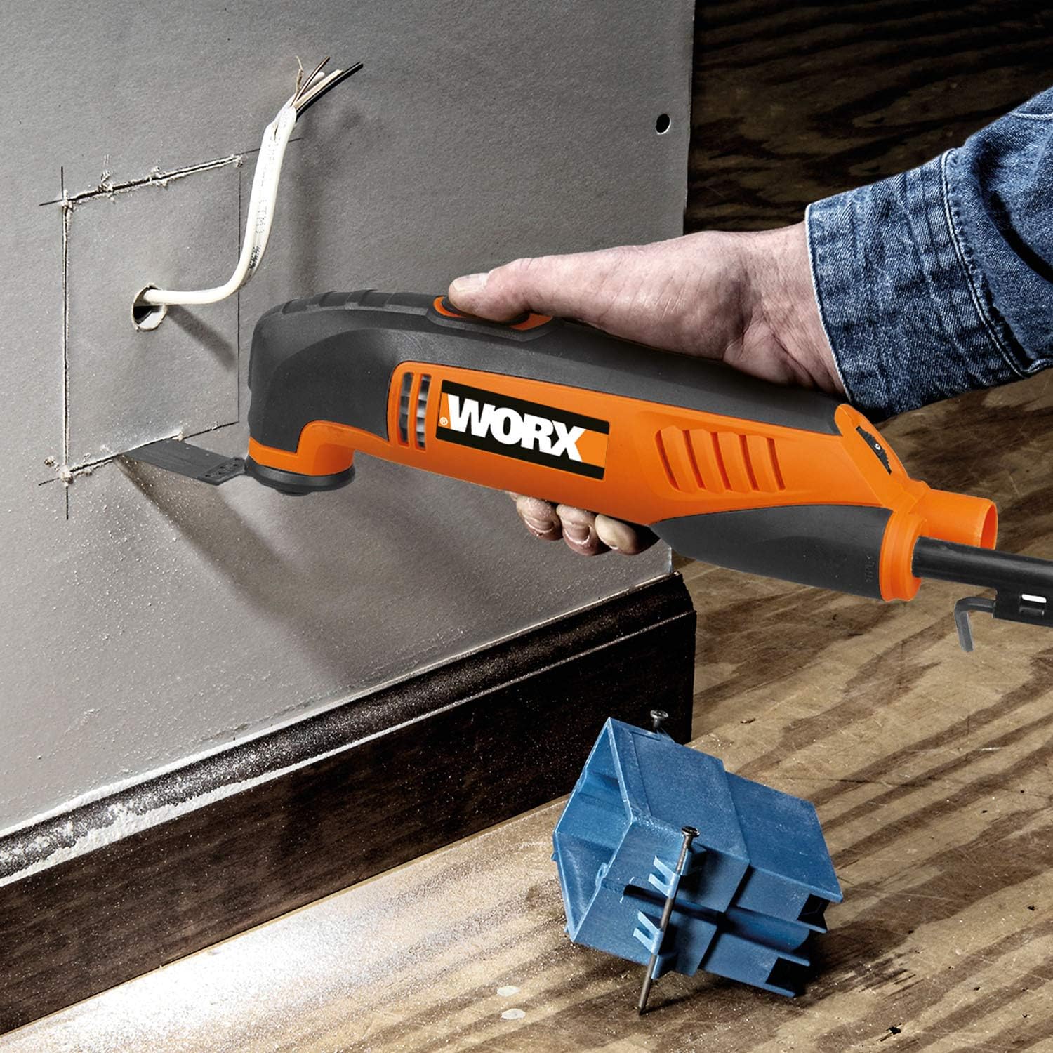 Free Shipping Over $50 OSCILLATING TOOL V-SPD 2.5AMP Exclusive OSCILLATING TOOL V-SPD 2.5AMP