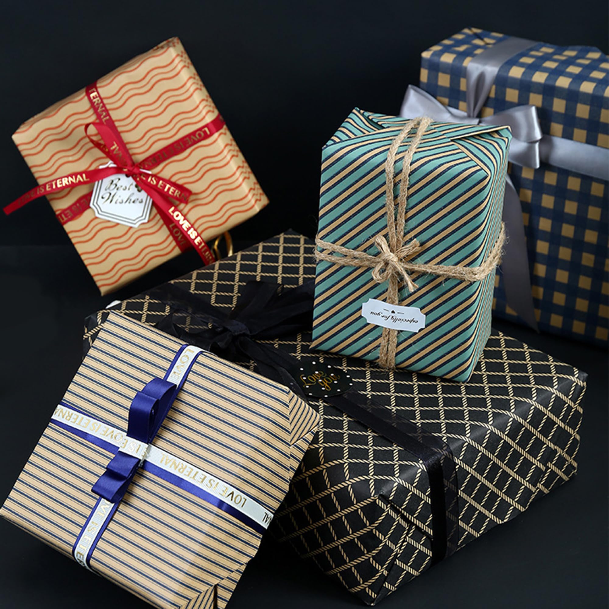 Dantolo 8 Piezas Rollo Papel Kraft Decorado, 50x70cm Papel Para Envolver Regalos, Papel Regalo Kraft con cuerda de cáñamo para Cumpleaños, Navidad, Bodas