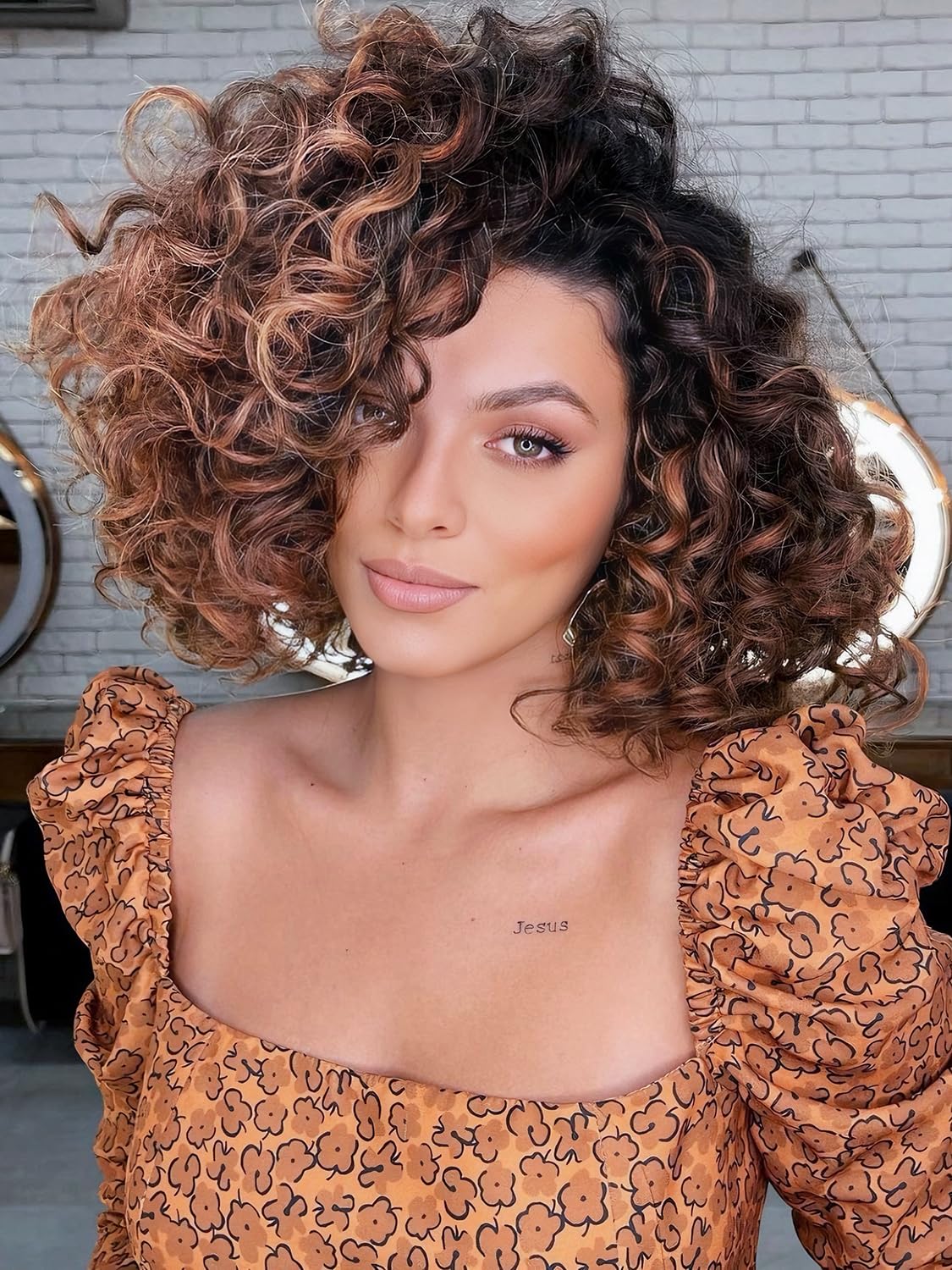 Gowit Gogo Curl Crochet Hair 8 Inch 6 Packs Short Curly Crochet Hair for Black Women Black to Brown Deep Ocean Wave Crochet Hair Synthetic Crochet