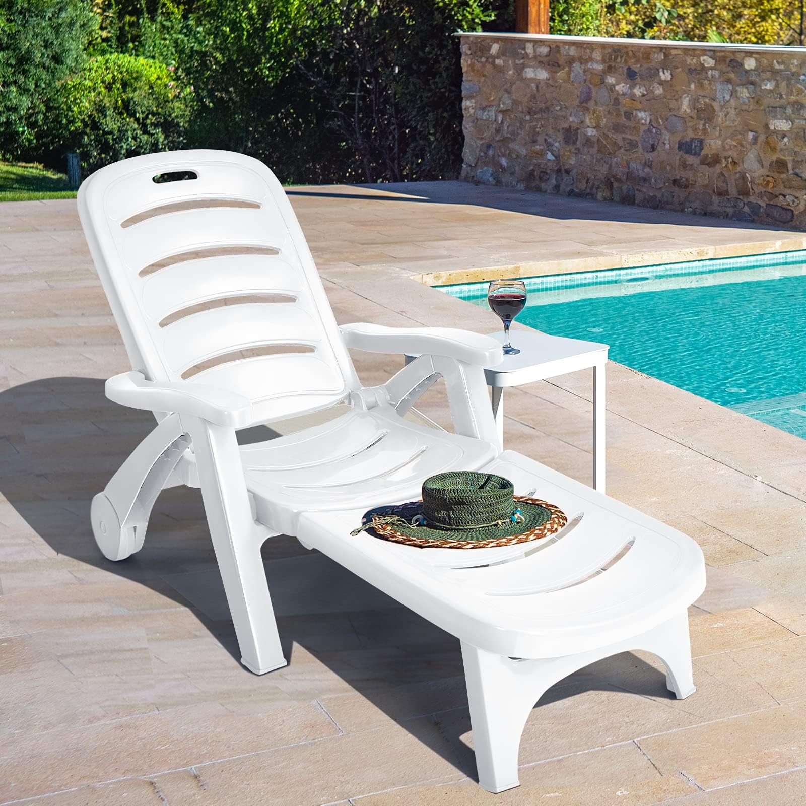 LDAILY Moccha Plastic Folding Lounge Chair, 5-Position Adjustable Chaise Lounge with 2 Rolling Wheels, Armrest, Outdoor Chaise Chair for Patio, Beach, Backyard, Poolside, Home (1, White)