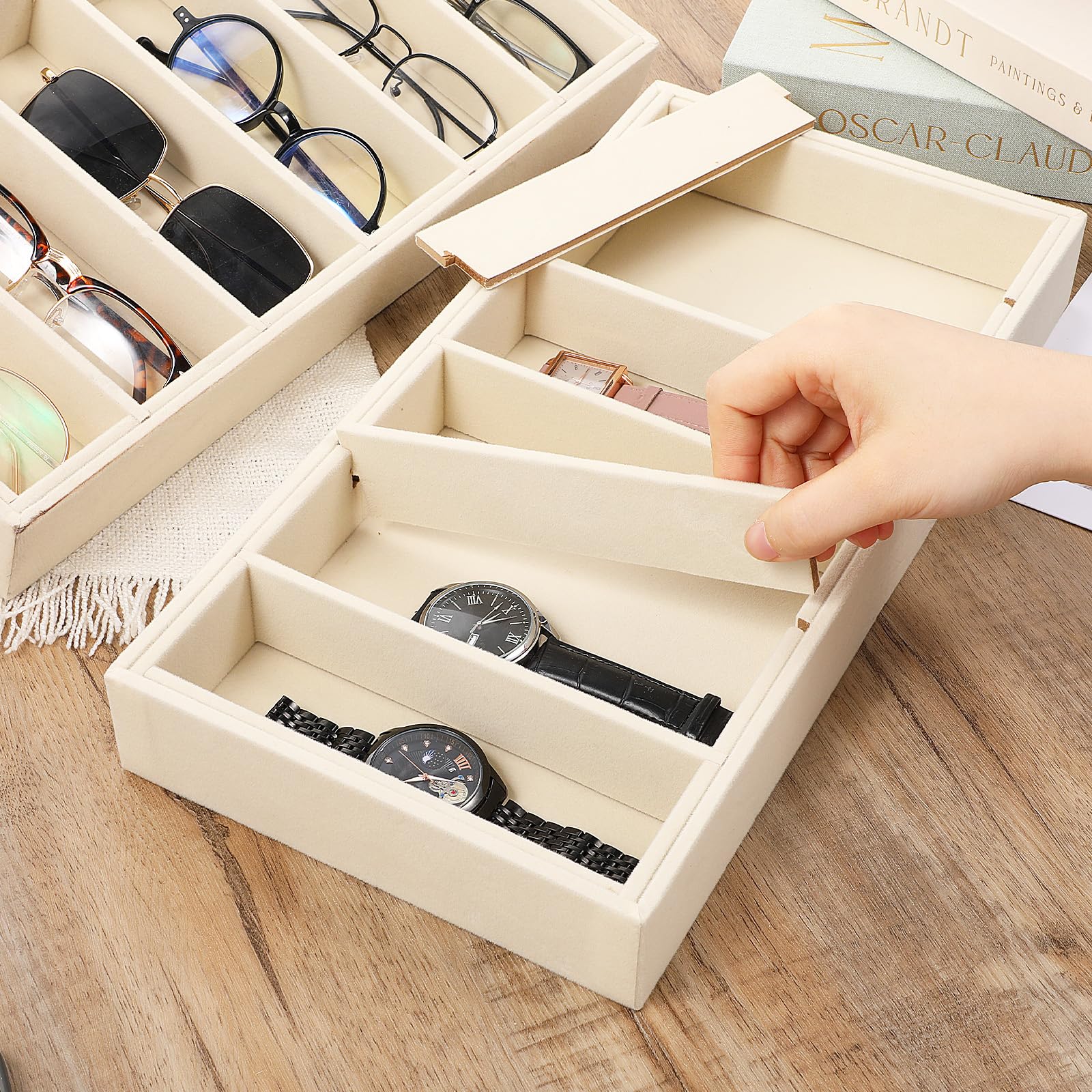 JJUNW 4 vassoi organizer in velluto per occhiali da sole, 6 griglie beige | Organizer per occhiali da sole, vassoio in velluto, impilabile, per esposizione di gioielli, occhiali, orologi
