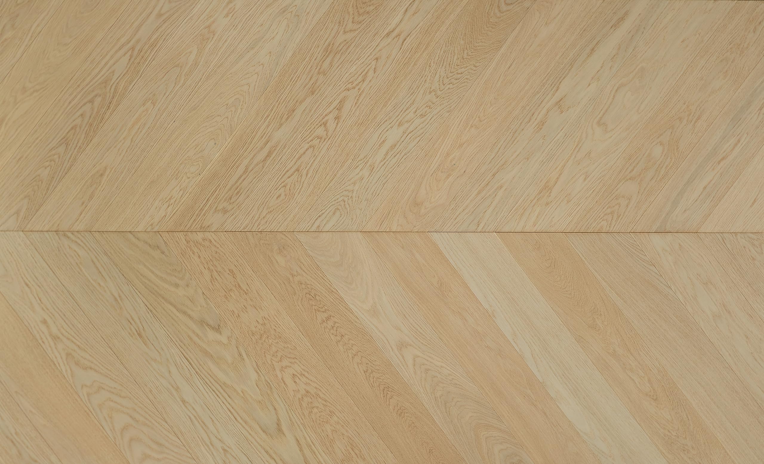 Chevron Exklusiv 60°, Parquet a spina di pesce, Parquet, Parquet a tre strati, Strato di rovere spesso 3,5 mm, Resistente all'acqua, Pavimento in legno massello, Nuovo bianco, 14x145x810mm
