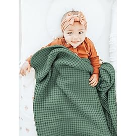 Konssy Waffle Baby Blanket - Soft & Cozy Nursery Swaddle Blanket, Lightweight Toddler Throw for Boys & Girls, Ideal for Wrapping(Green)