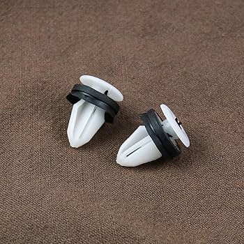 50 Clip Fissaggio Pannello Porta Auto In Plastica Con Bordo In Gomma – Compatibili Land Rover E Ford