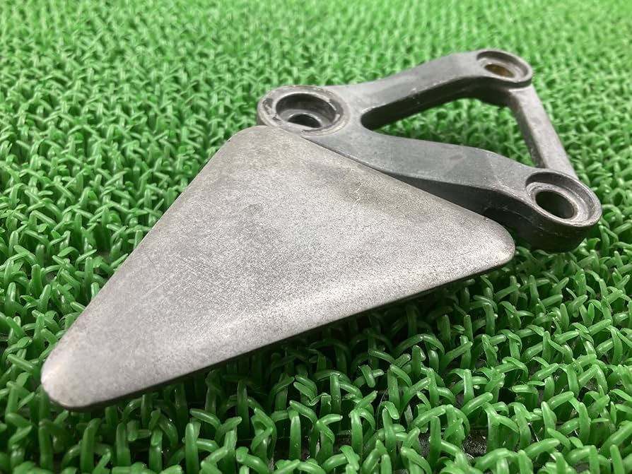 さけ 根付 H1-1-1 KAWASAKI ZX11 REAR RIGHT FOOT REST PEG