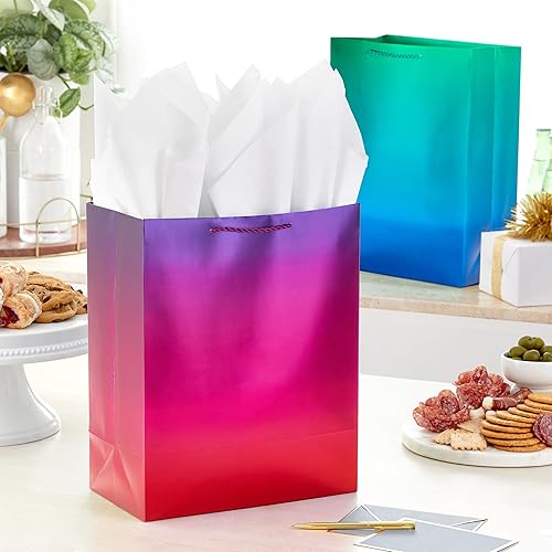 Miniatura 2 de Hallmark Surtido de bolsas de regalo iridiscentes grandes de 13 pulgadas (3 bolsas gradiente de arco iris - azulverde, oroplata, moradorojo) para