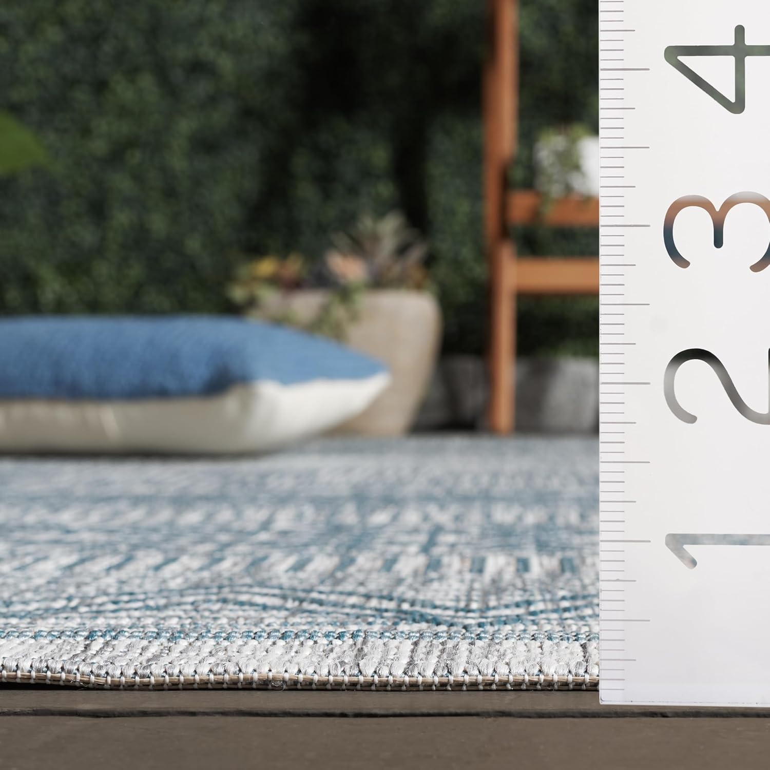 SAFAVIEH Washable Rug Outdoor Courtyard Collection - 6'7" Square, Light Grey & Aqua Blue, Non-Shedding & Easy Cleaning, Ideal for Patio, Backyard, Mudroom (CY8196-37112)
