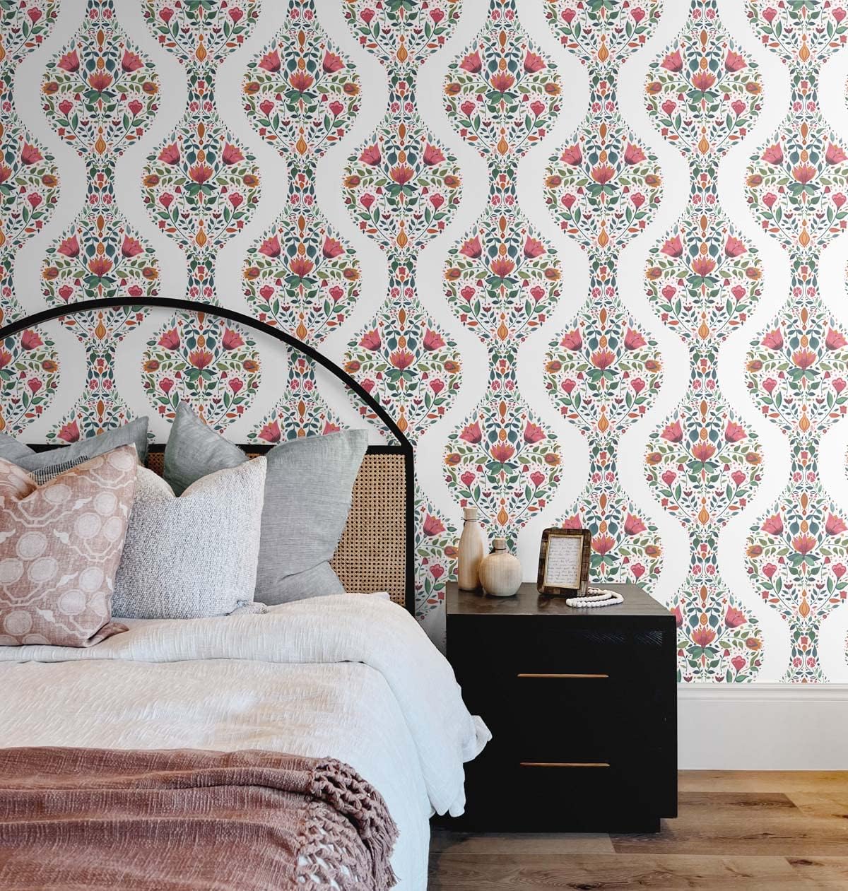 NextWall Floral Ogee Peel and Stick Wallpaper (Rose Pink & Spruce)