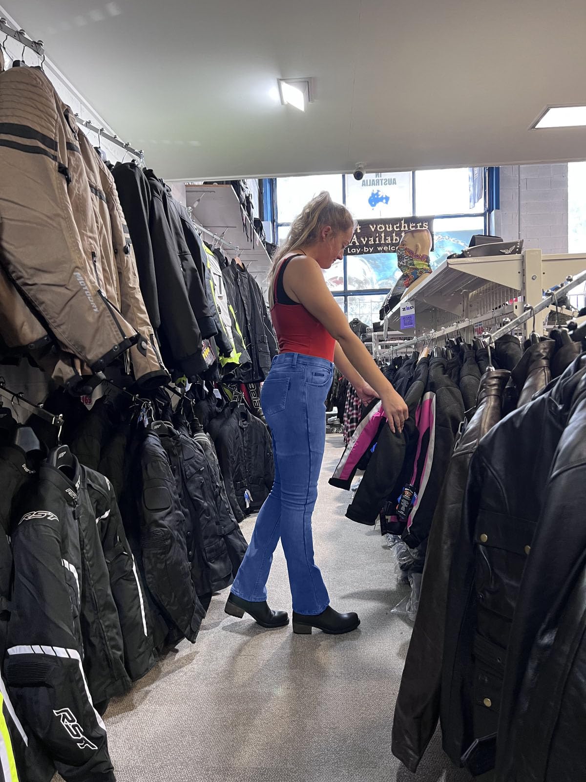 BGA Pantalon de moto de protection pour femme – Bikers Gear Australia Bootcut Pantalon de moto pour femme Kevlar Jeans Renforcé Sécurité au niveau des hanches et des genoux