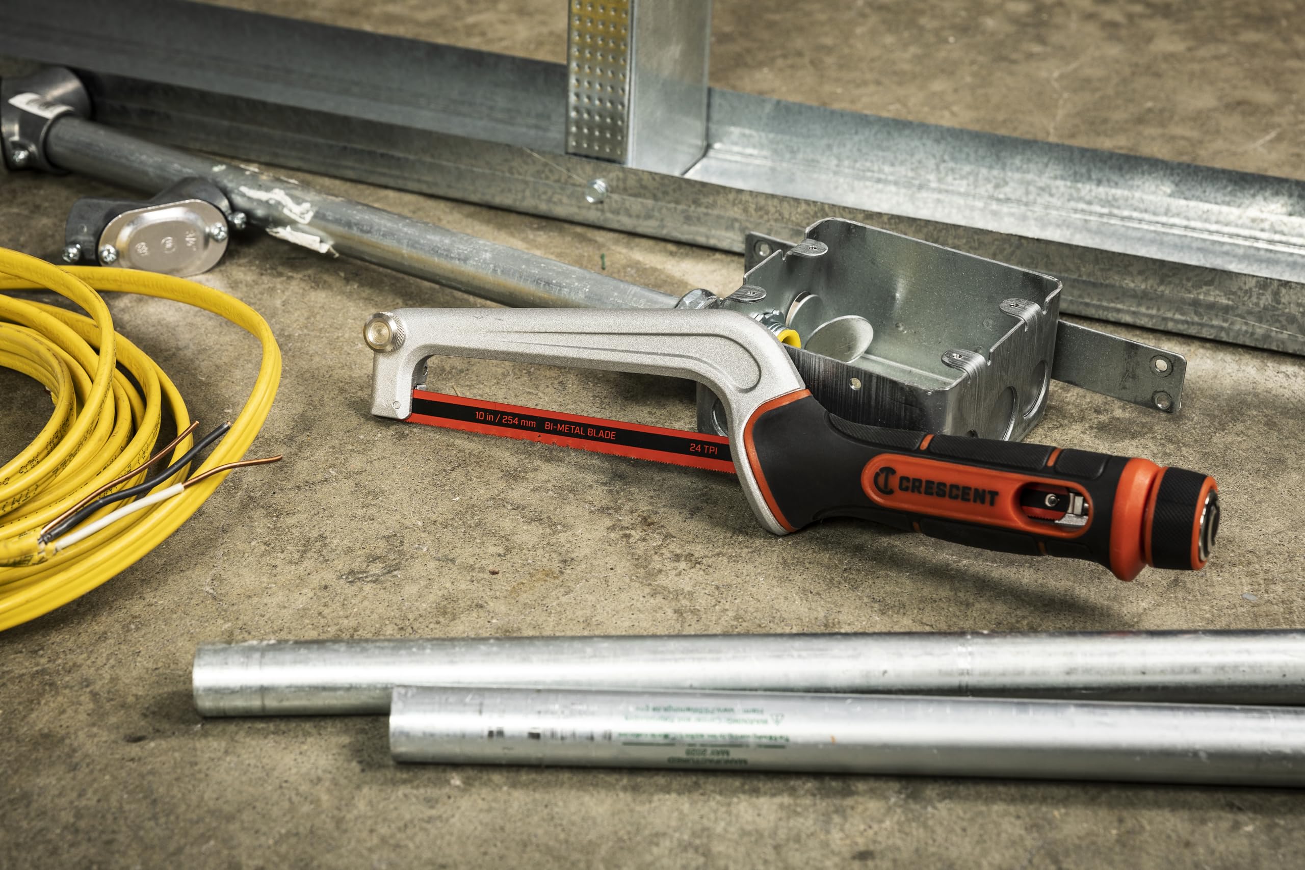 Crescent Hacksaw - 10" Compact with Dual Blade -8 Crescent Hacksaw - 10" Compact with Dual Blade -8