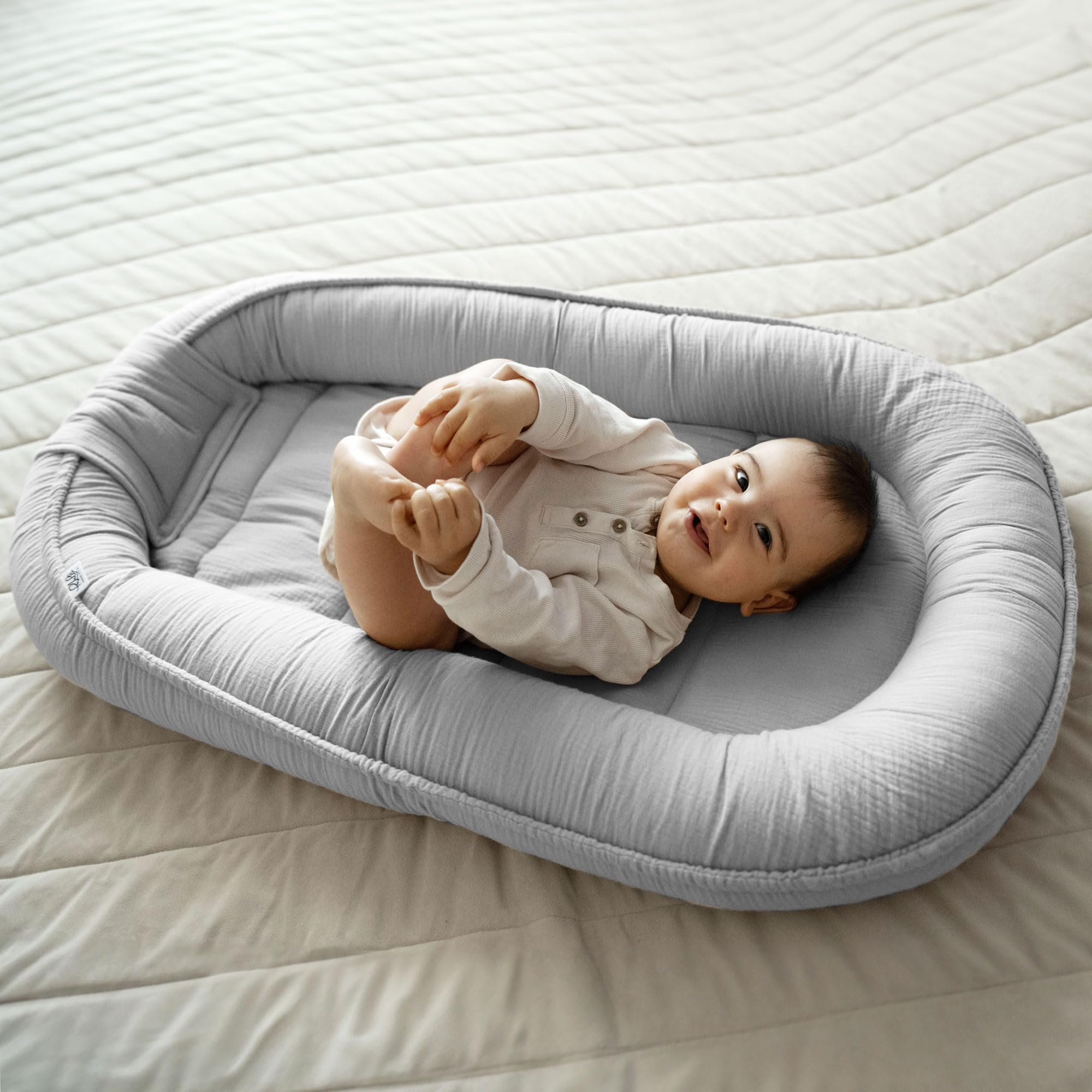 PALULLI® Zestaw 2 w 1 gniazdo dla niemowląt i kocyk do owijania, 100% muślin, zestaw ochraniaczy dla niemowląt, gniazdo dla niemowląt - pierwsze wyposażenie, gniazdo dla noworodka, gniazdo dla
