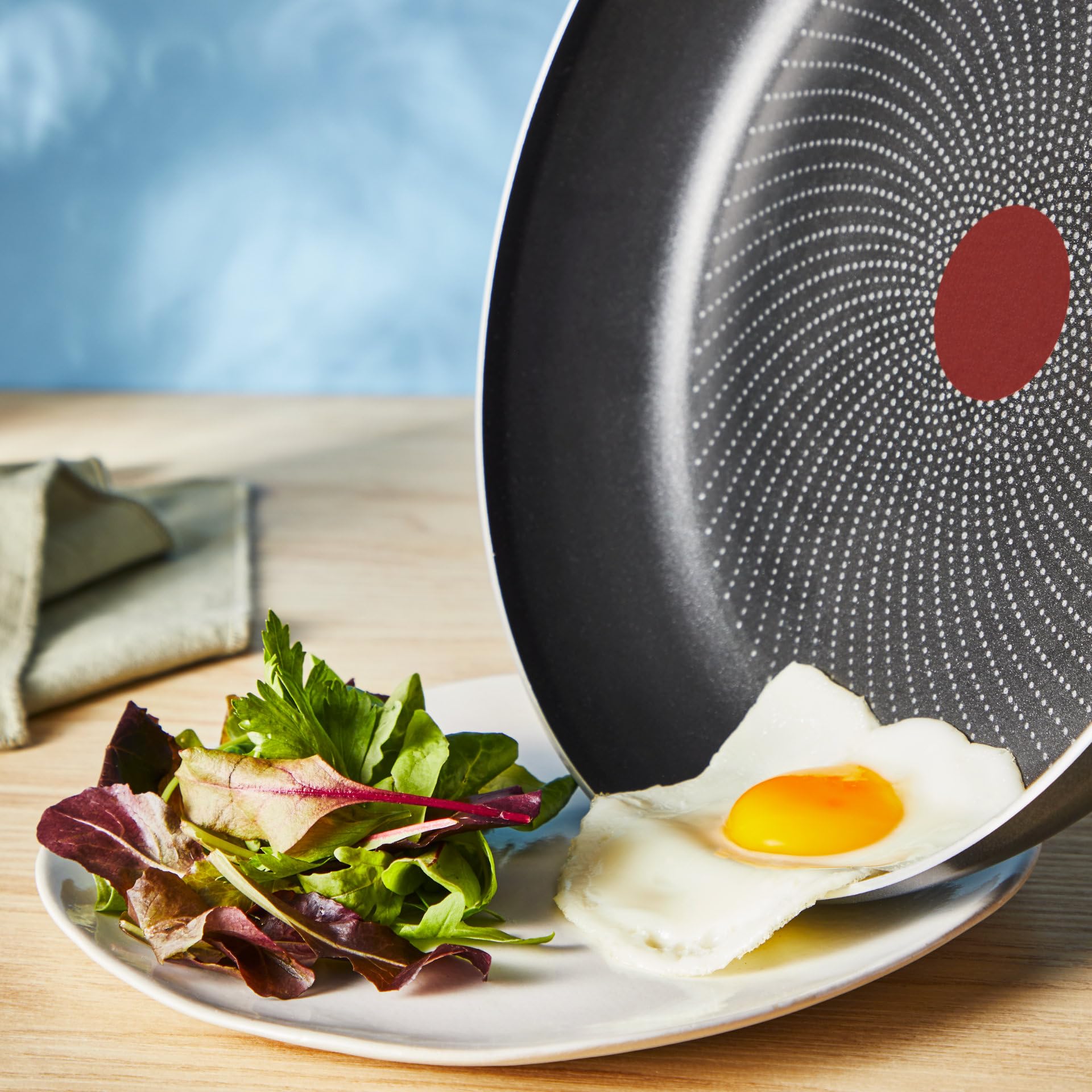 Tefal - Sartén de 28 cm So Light para todo tipo de fuegos e inducción, H0560622