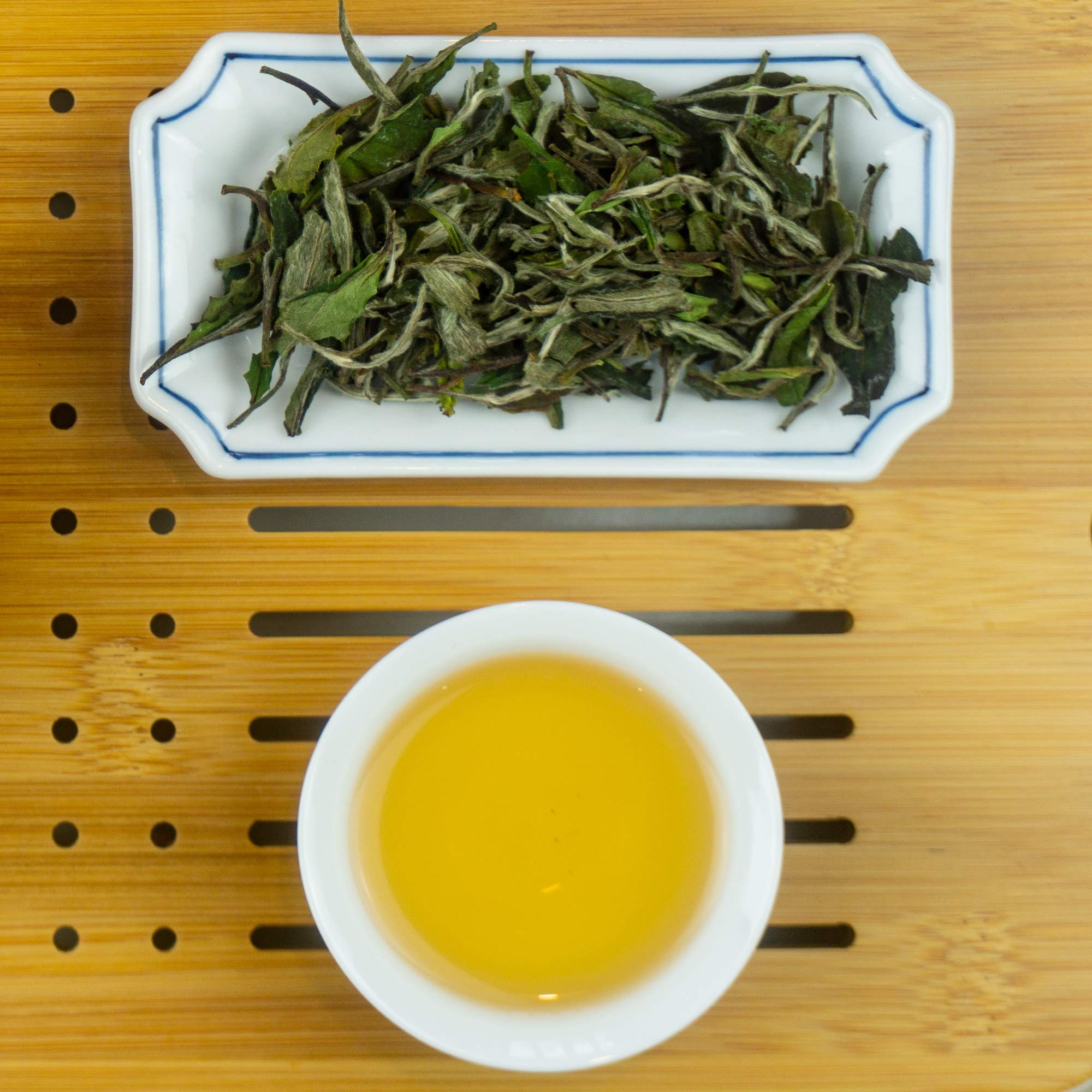 Bai Mu Dan Weißer Bio Tee aus China | Premium chinesischer Tee (Bio) aus Fuding, Fujian (80g)