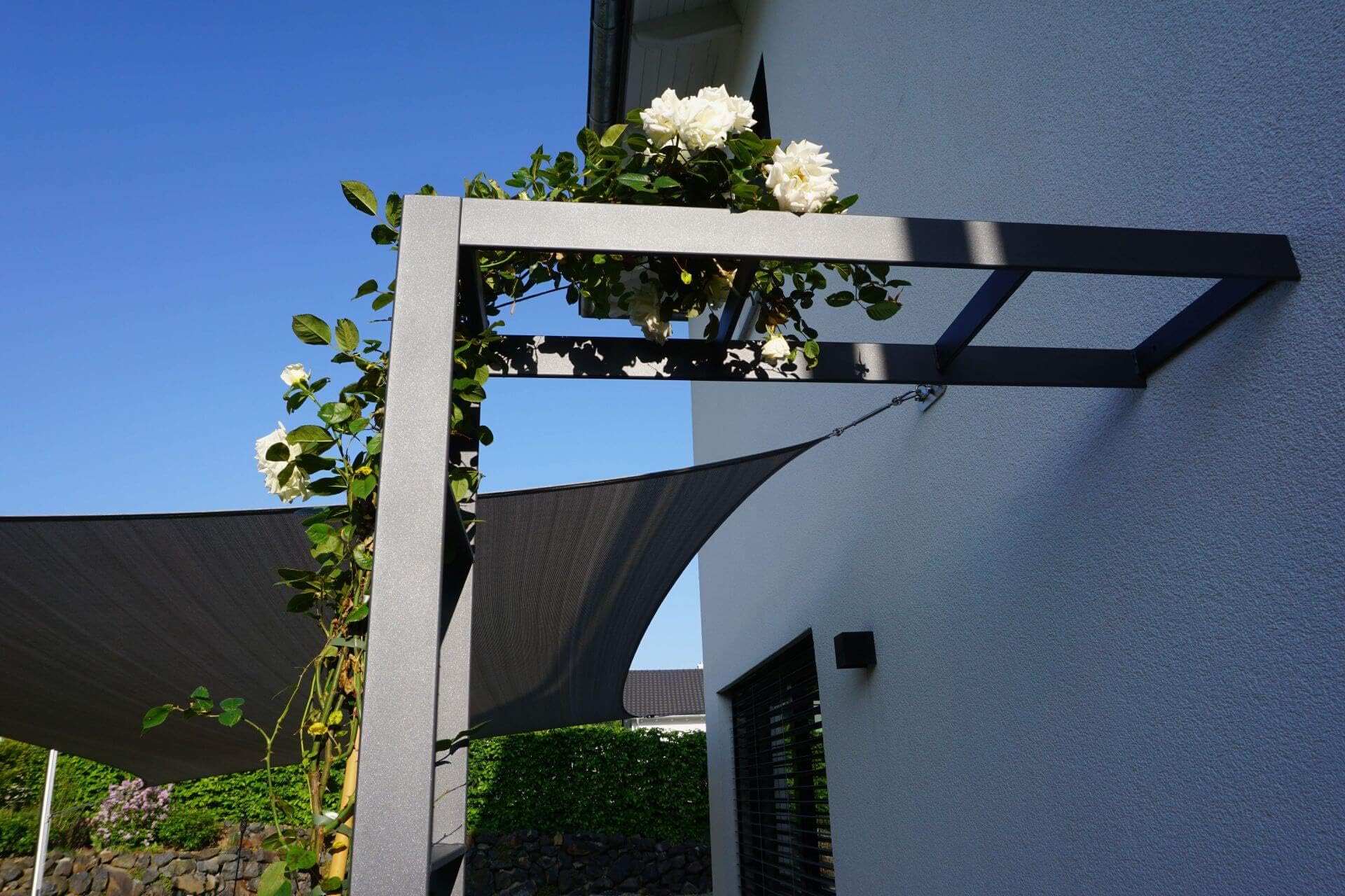 ELEO Wandrosenbogen Sorrento, anthrazit schwarz, 2,3 x 1,2 m Garten