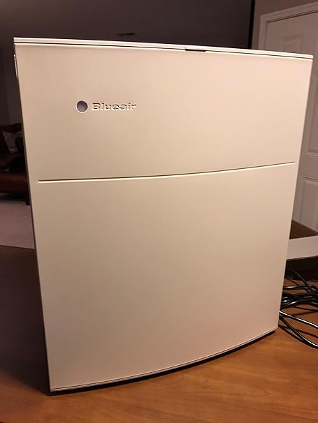 Blueair Classic Plastic Air Purifier (White and Grey, 40 Quart)