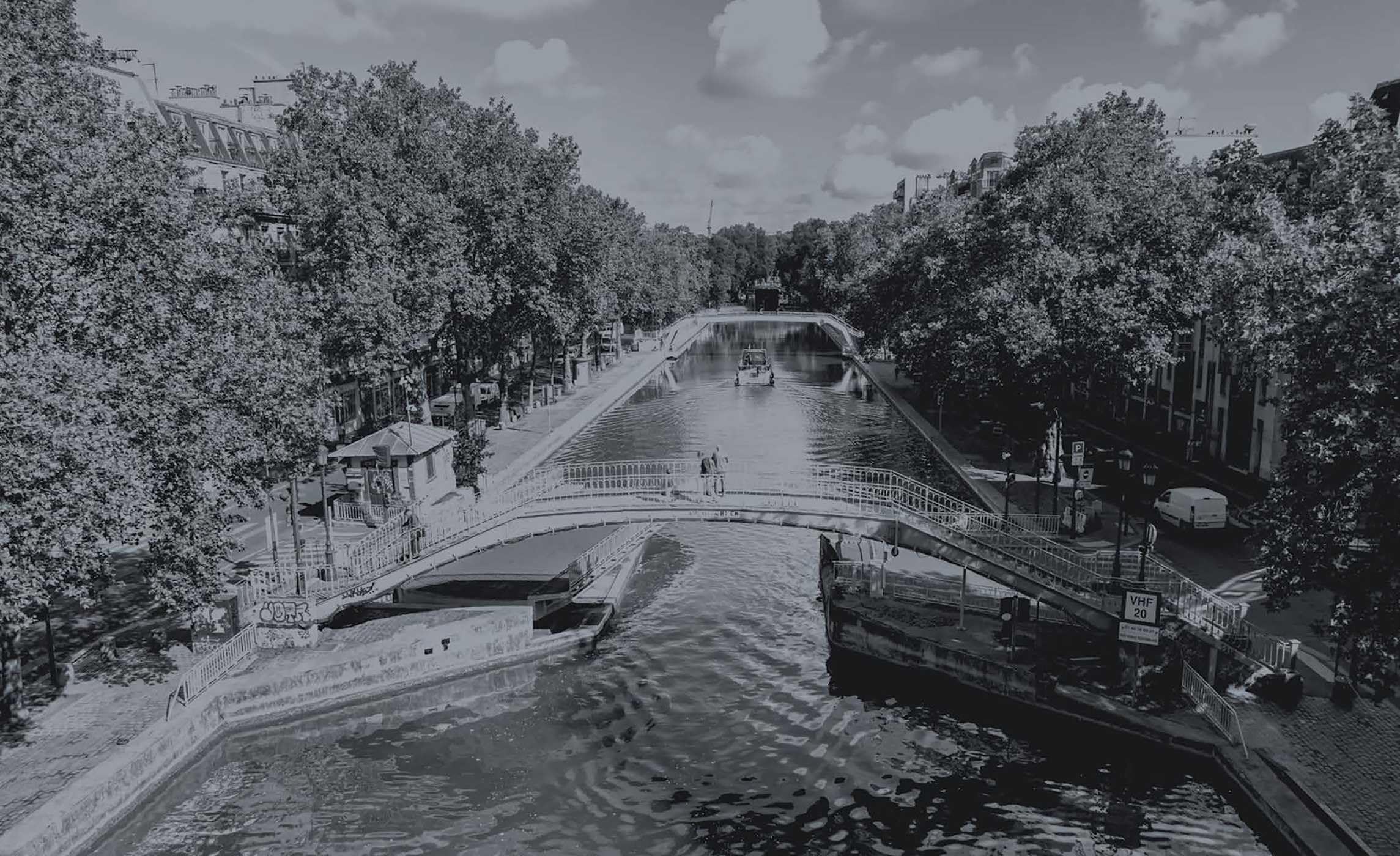 Paris: New Mags City Guide