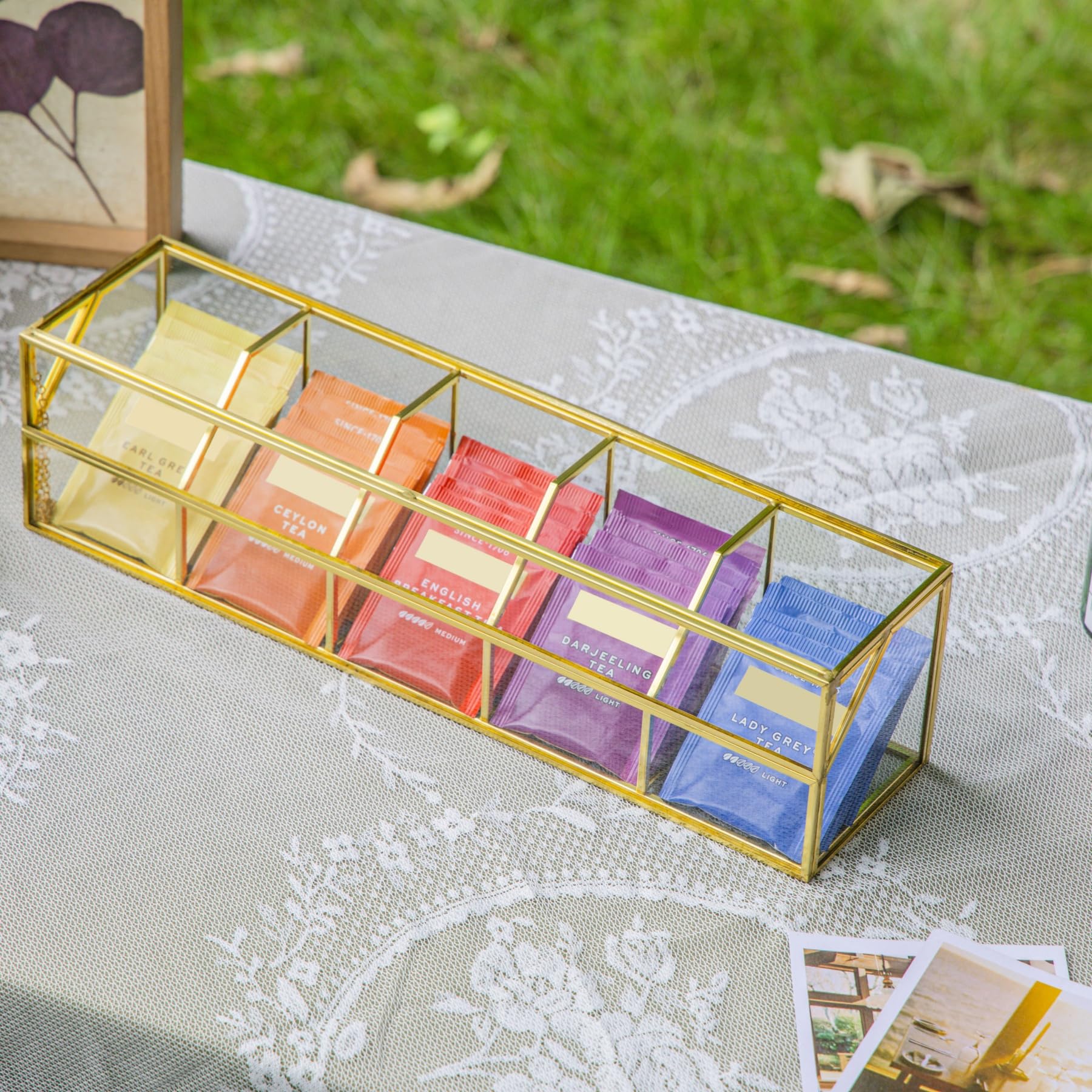 NCYP Organiseur de sachets de thé en verre avec 5 compartiments, comptoir d'intérieur en laiton avec couvercle, boîte de rangement, décoration, faite à la main (boîte en verre uniquement)