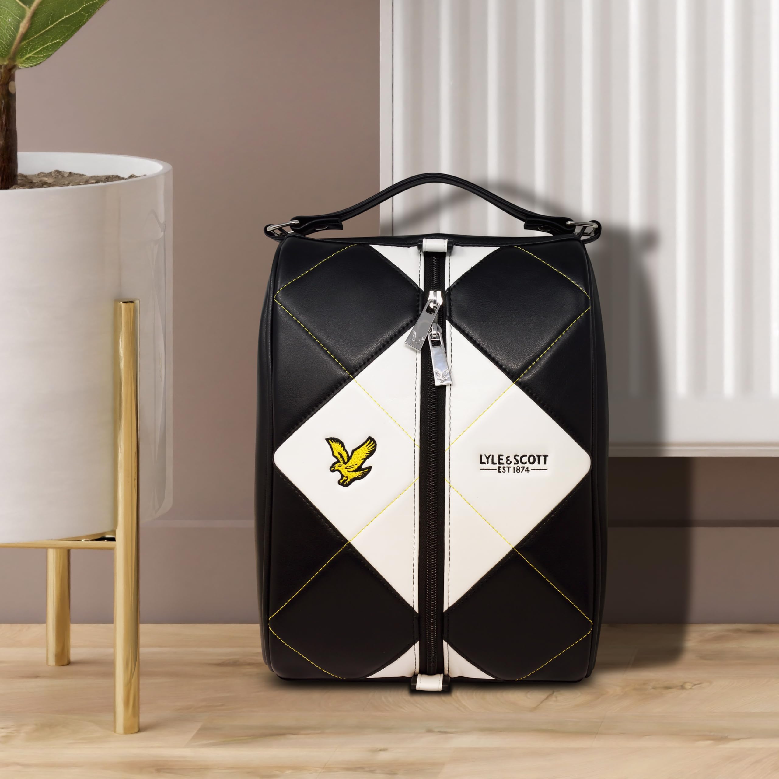 Lyle and Scott Argyle - Bolsa de Zapatos de Cuero de Primera Calidad para Zapatos de Golf, Accesorios de Golf Elegantes con Rejillas de ventilación Laterales, Marca Bordada, Cremallera Duradera,