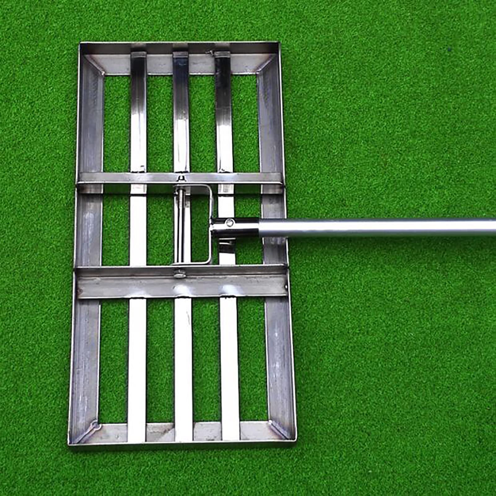 Narzędzie, grabie do wyrównywania trawnika, grabie ze stali nierdzewnej do wyrównywania trawnika, narzędzie do wyrównywania trawnika, trawa, pole golfowe, ogród, trawnik, gospodarstwo rolne, ziemia,