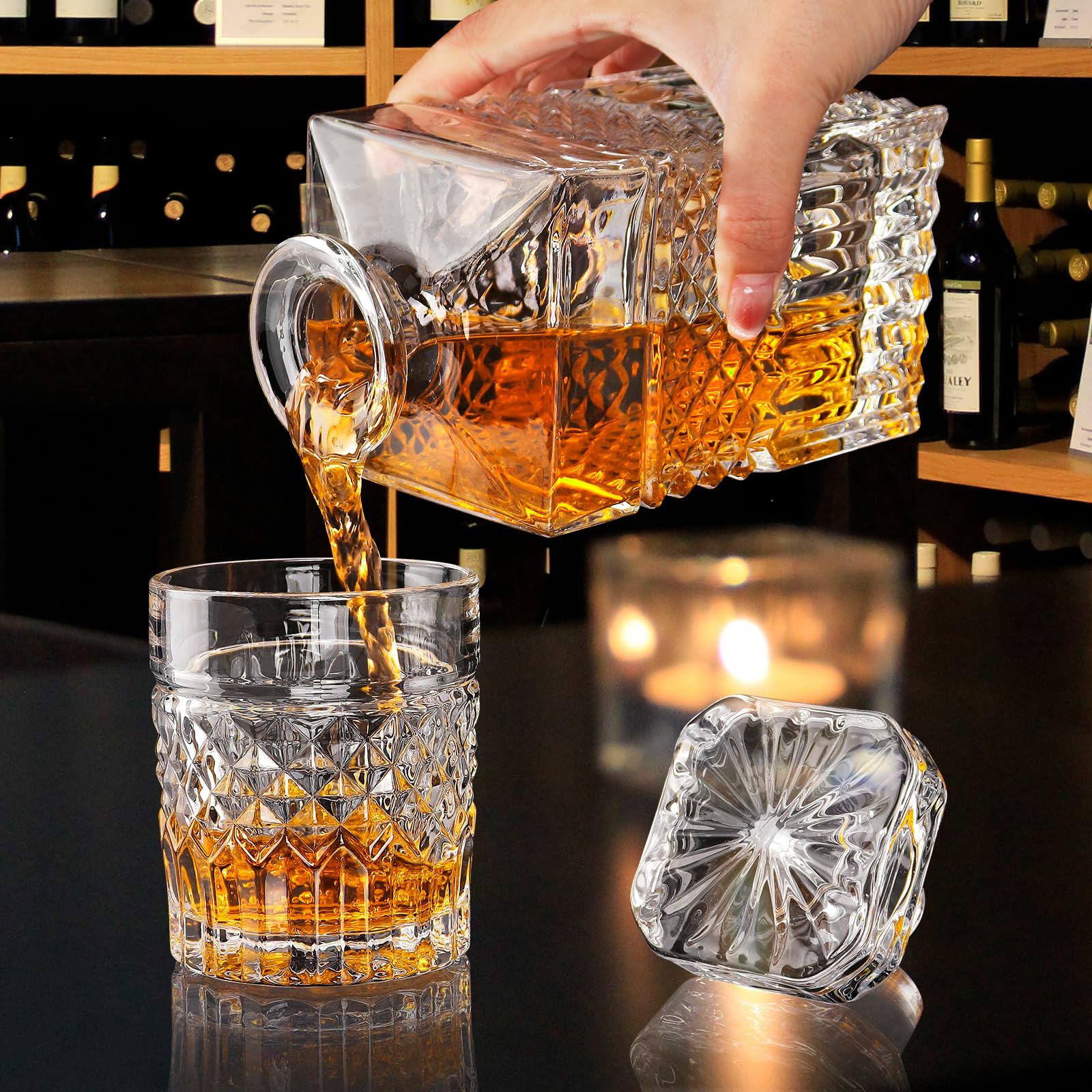 Carafe à décanter à whisky en cristal sans plomb de 900 ml avec bouchon dans une boîte cadeau, carafe à décanter de qualité supérieure pour whisky, bourbon, carafe à whisky pour homme