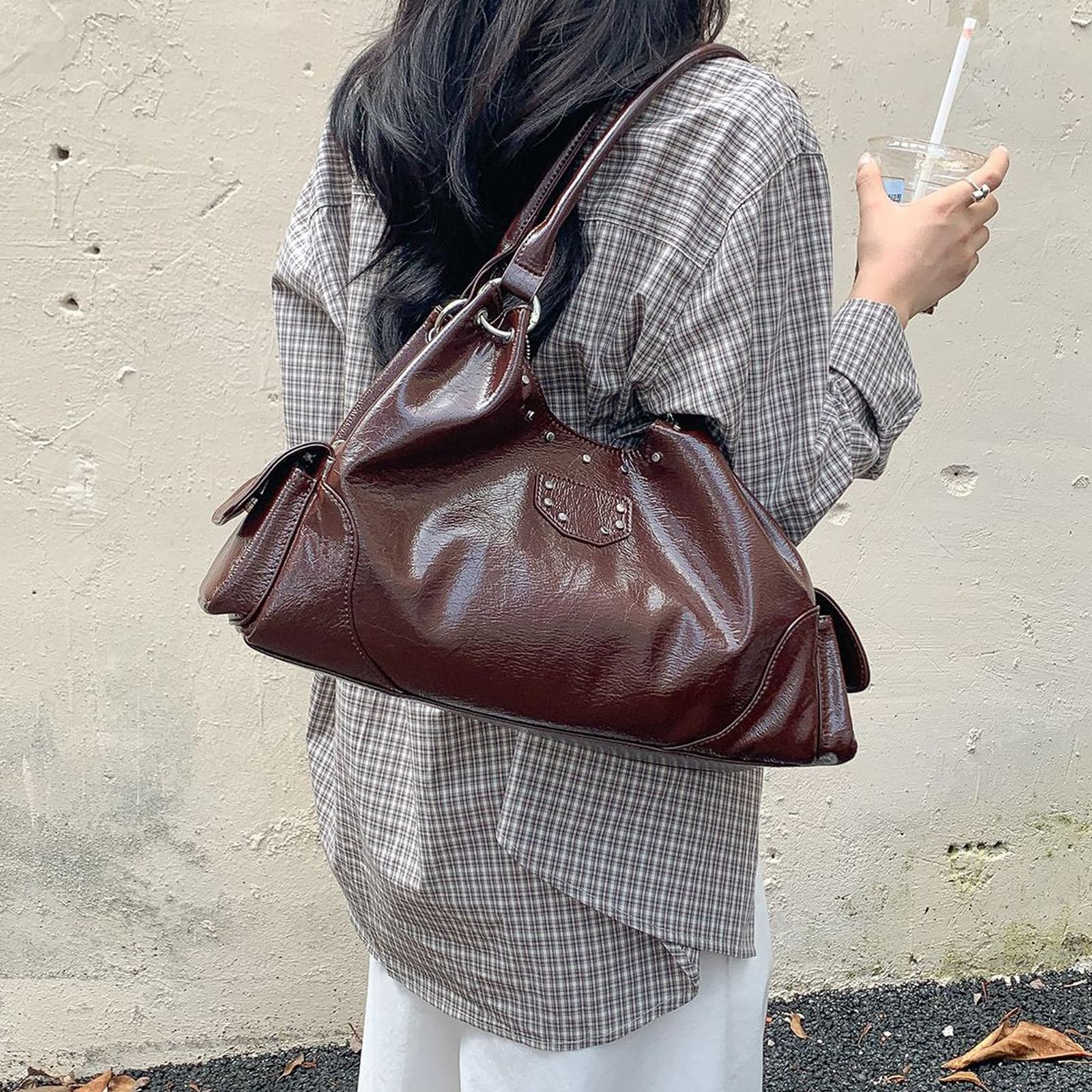 Bolso moderno con textura para axilas, amplia capacidad