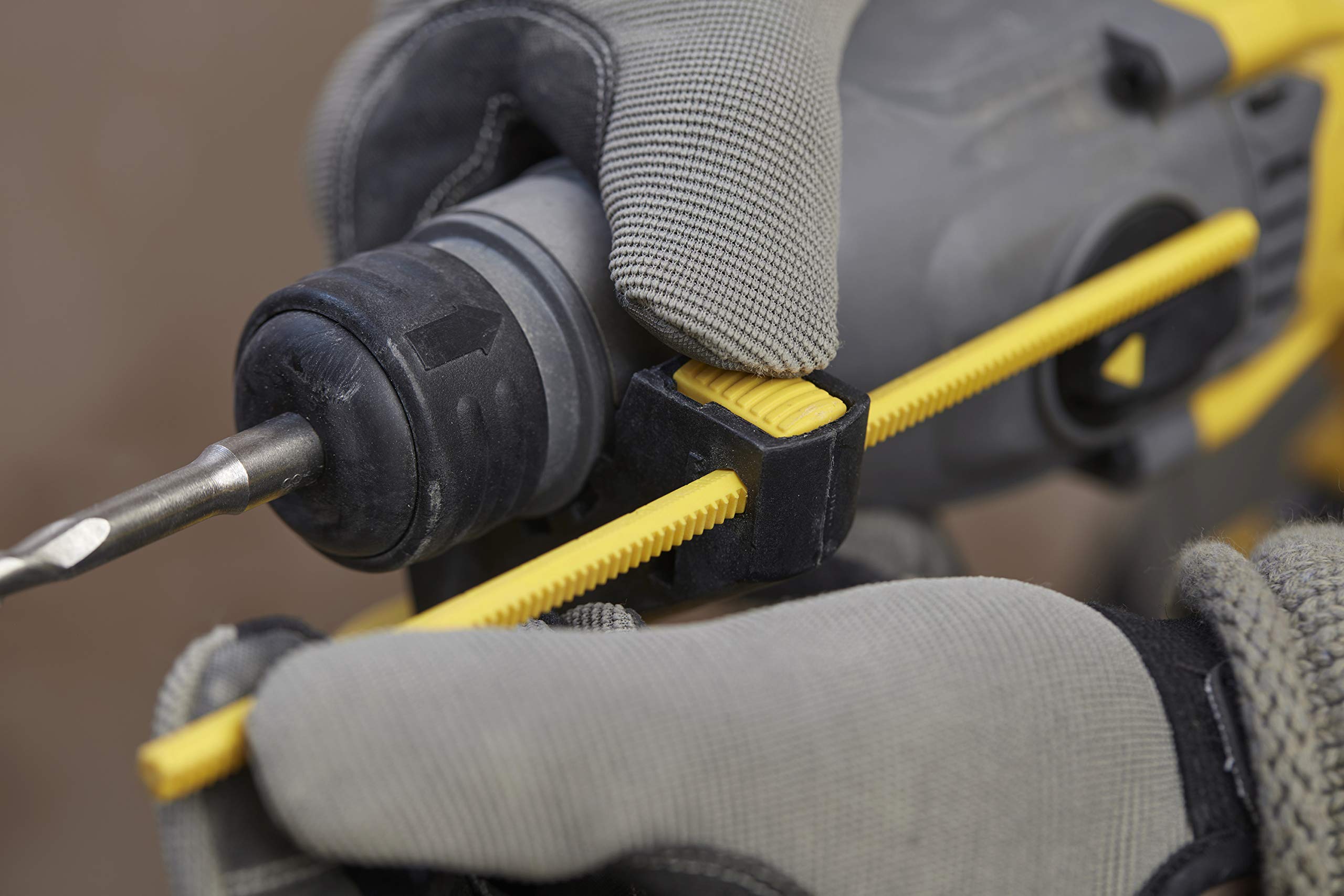 STANLEY FATMAX Martillo SDS-Plus V20 18V, Motor Sin Escobillas, 2J Impacto, 3 Modos (rotativo, percutor y cincelador), Incluye: 2 Baterías 4.0Ah, Cargador, Maletín PRO-STACK, SFMCH900M22-QW