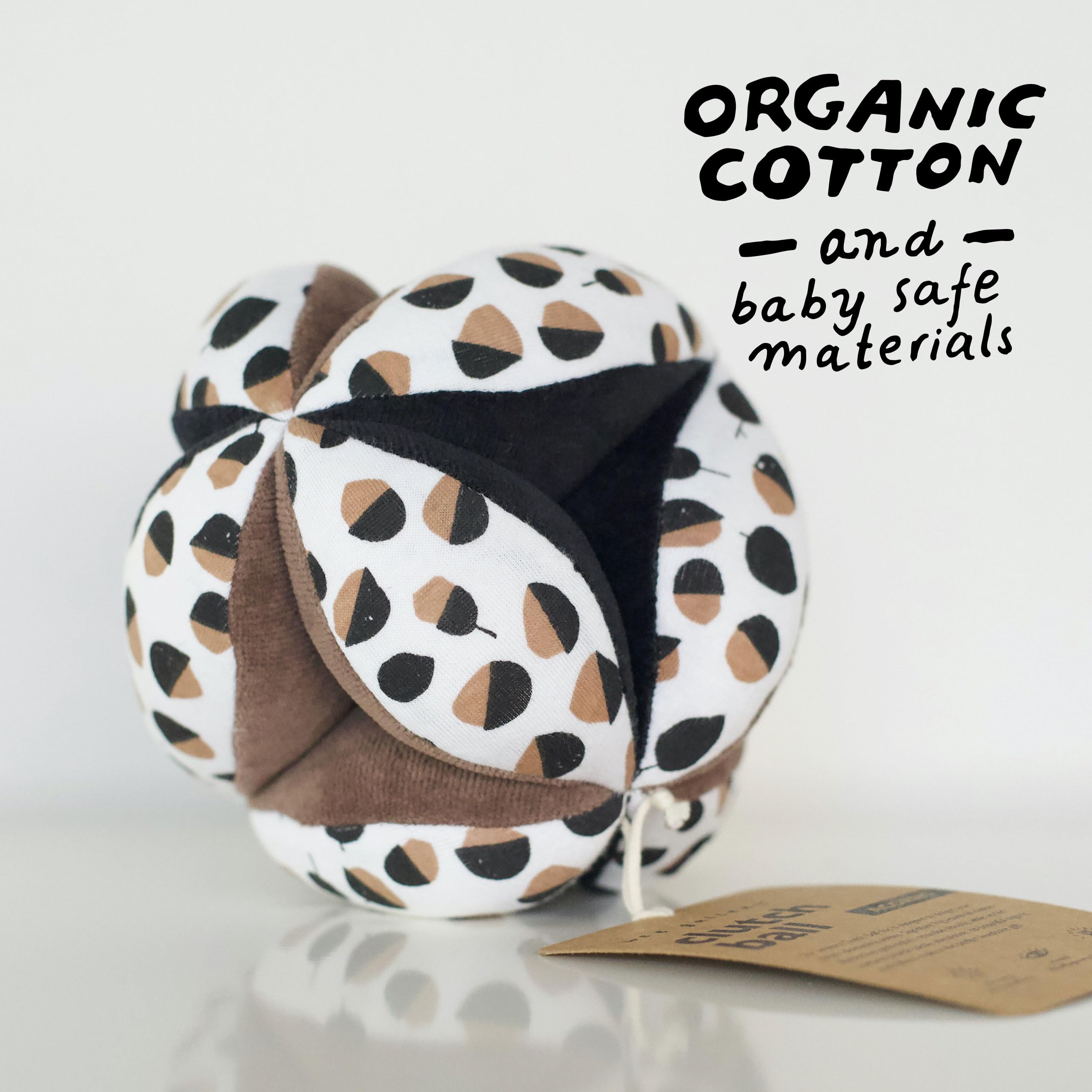 Amazon.com: Wee Gallery Montessori Clutch Ball, Soft Cotton Visual