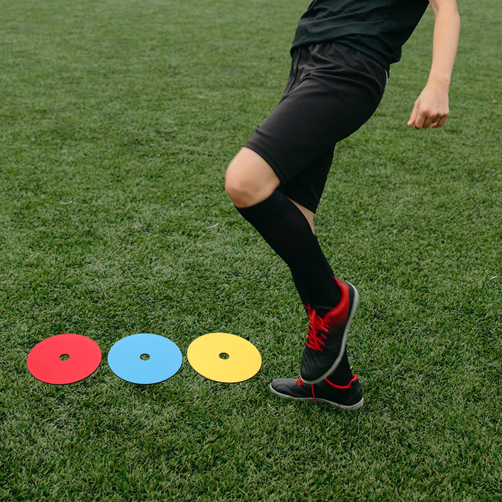 Gatuida 12 Coni Piatti marcatori di Punti - Coni per Allenamento di agilità 5,9" - Dischi da Calcio marcatori di Pratica per Allenamento Sportivo, Basket e Tennis