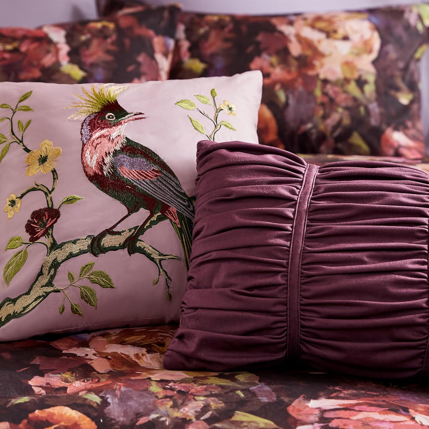 Madison Park Queen Size Black Comforter Set Floral Comforter, Velvet Vintage Shabby Chic Bedding Sets, 1 Soft Reversible Botanical Flowers Comforter, 2 Shams, 1 Decor Pillow, Seraphina, Full/Queen | Reversible, Velvet Vintage