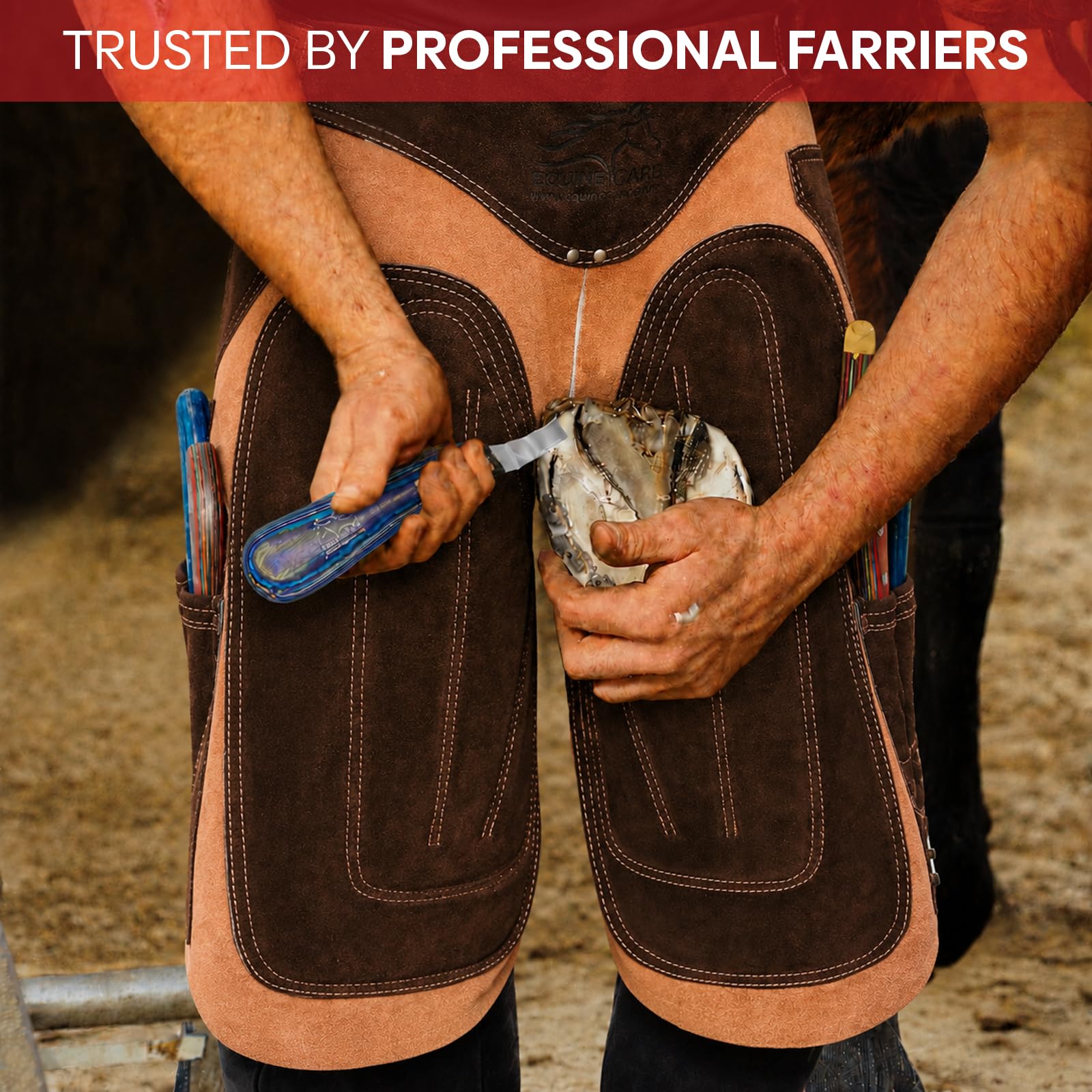 Equine Care Delantal Farrier – Cuero de gamuza de vaca de 25 pulgadas, soporte trasero, 4 bolsillos para cuchillos de pezuña, 2 imanes de uñas, cintura ajustable de 28 a 52 pulgadas, rodilleras,
