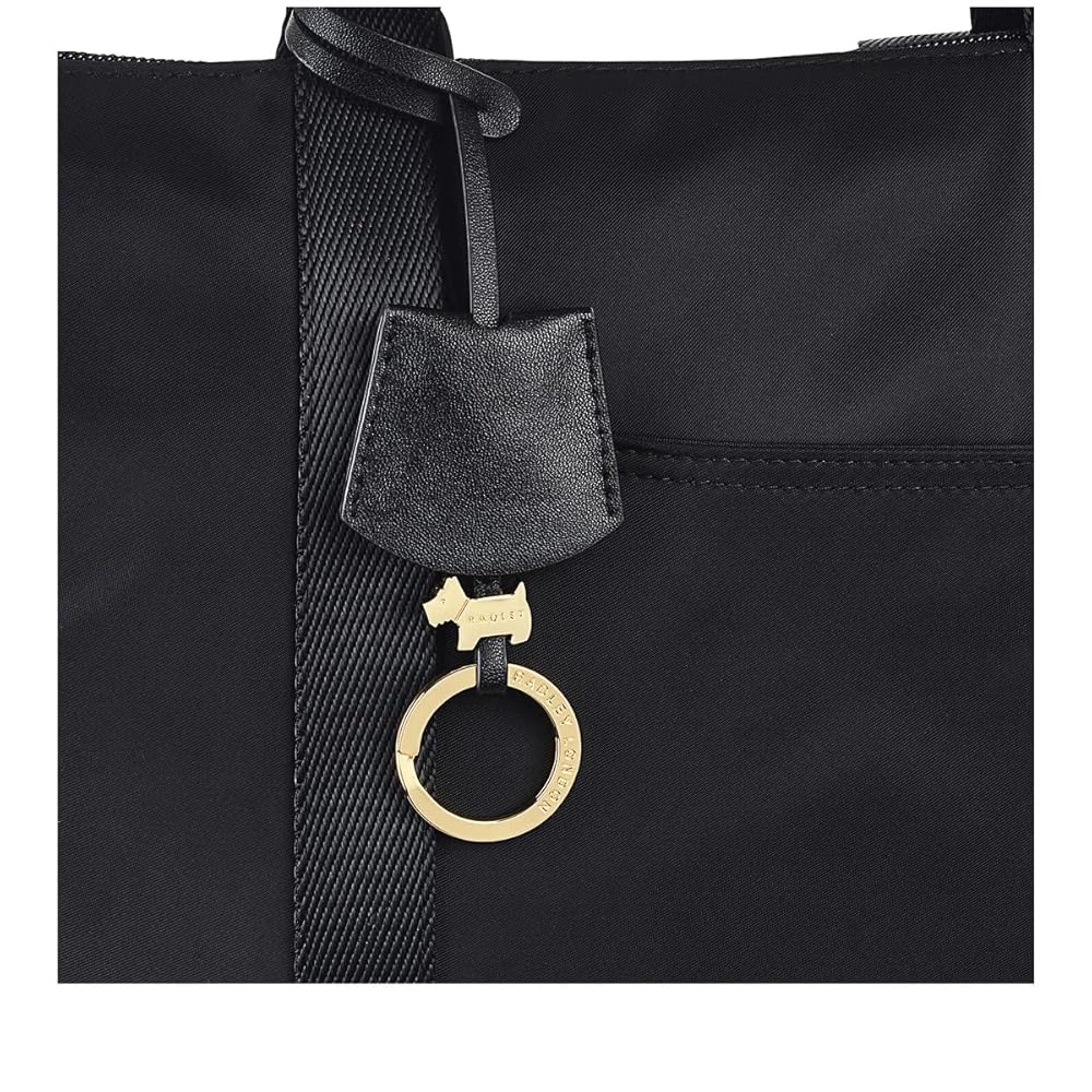 Radley レスポンシブル ミディアム ジップトップ バックパック Radley 24/7 Medium Ziptop Backpack at Luggage Superstore