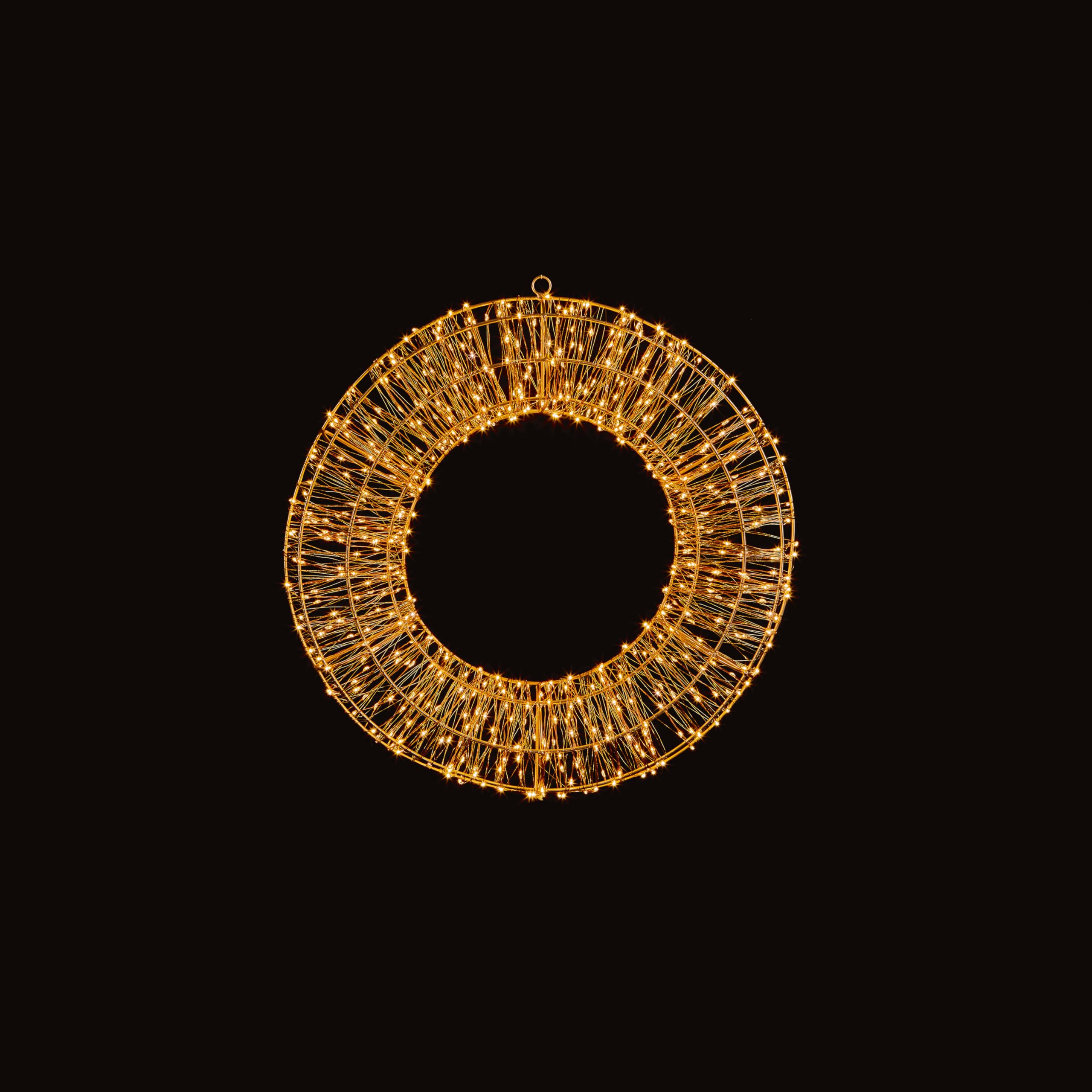 Premier Gold Light Up Christmas Wreath, Double Frame Hanging Door Wall Window Decoration With 960 Twinkling Warm White Micro Led Lights, Indoor/Outdoor Use 60Cm