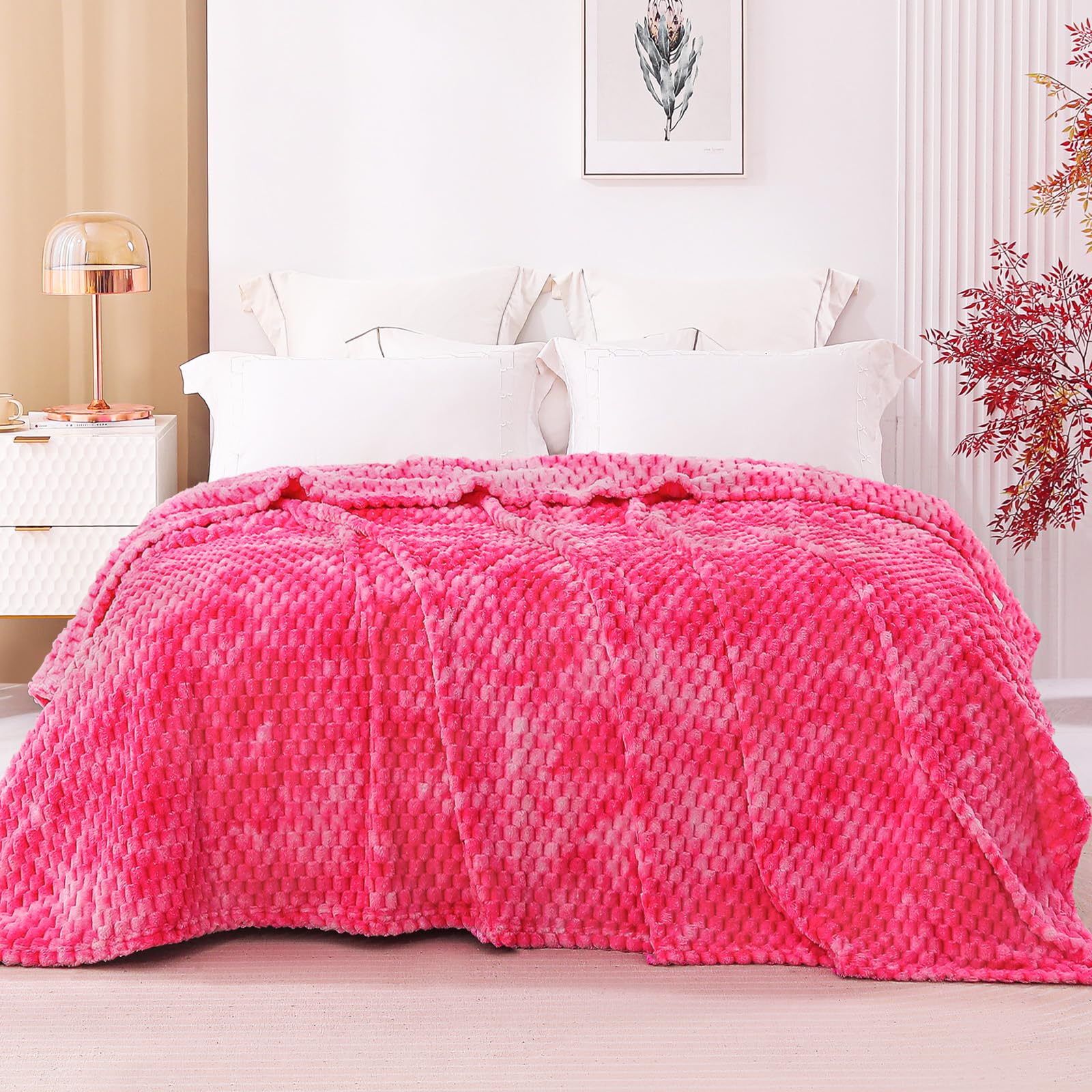 Exclusivo Mezcla Queen Size Flannel Fleece Blanket, 90x90 Inches Stylish  Jacquard Velvet Plush Blanket for Bed, Cozy, Warm, Lightweight and  Decorative Hot Pink Blanket : Amazon.ca: Home