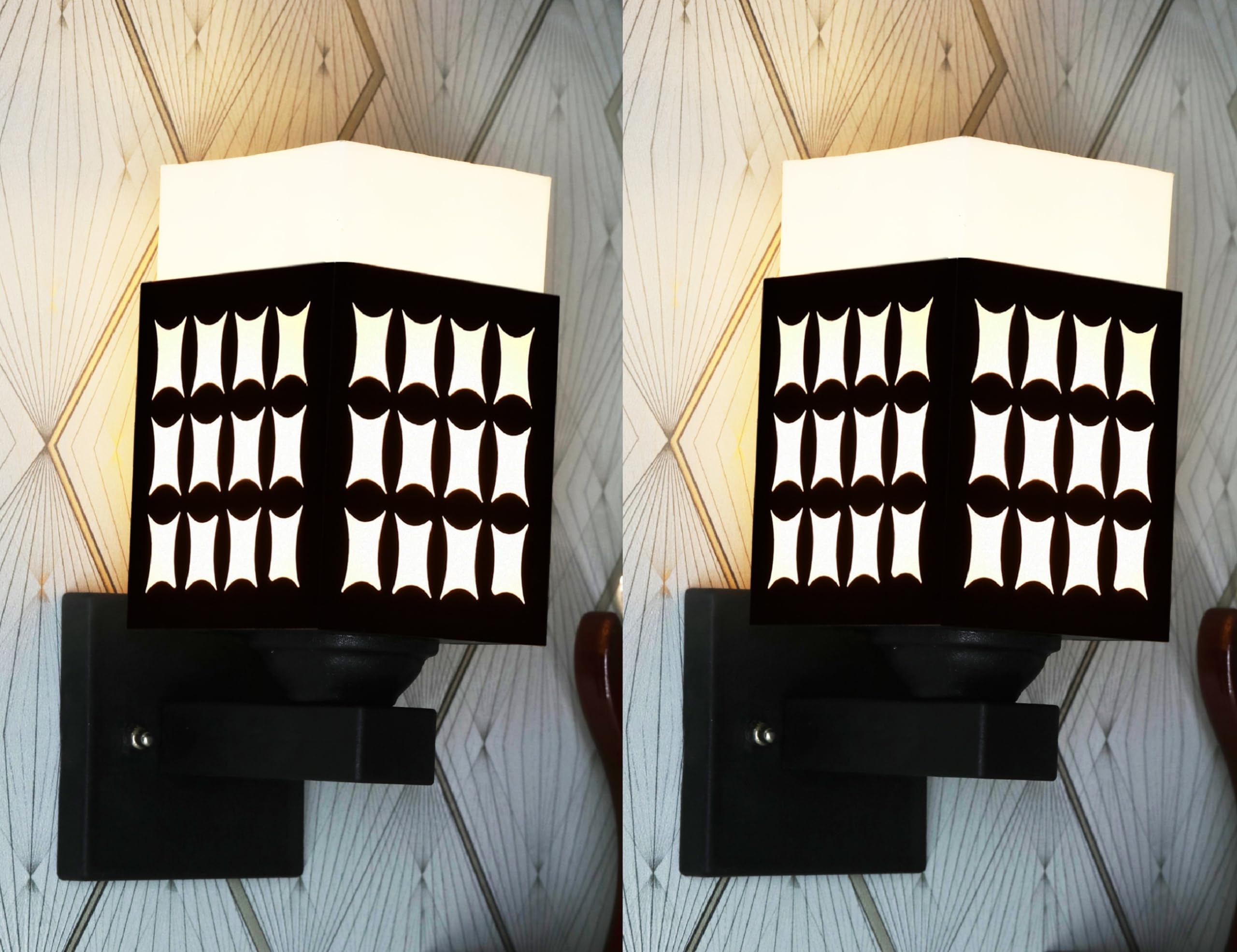 HIMS Home Collection Modern Wall lamp That Combines Elegance and Lighting to Enhance Stylish Home Decor 302