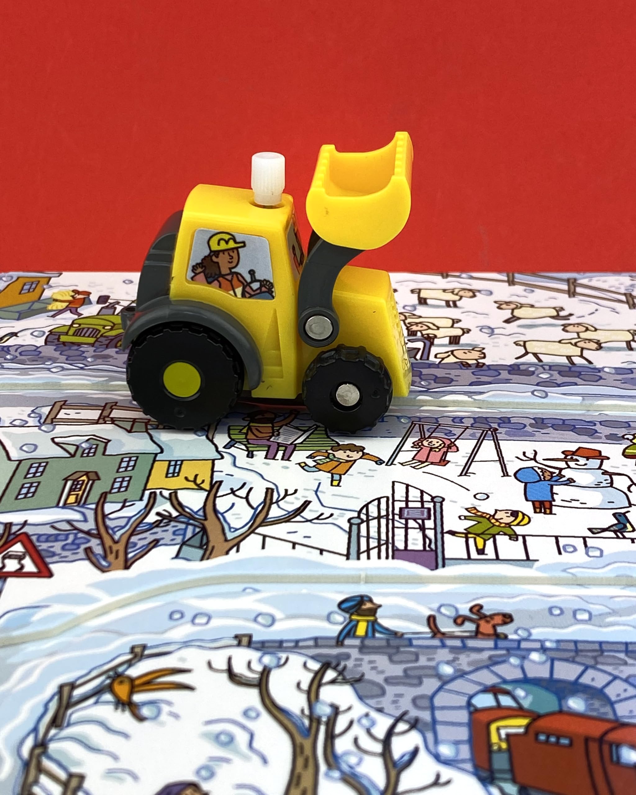 Wind-Up Digger: With 4 Tracks; Includes a Little Yellow Digger Toy