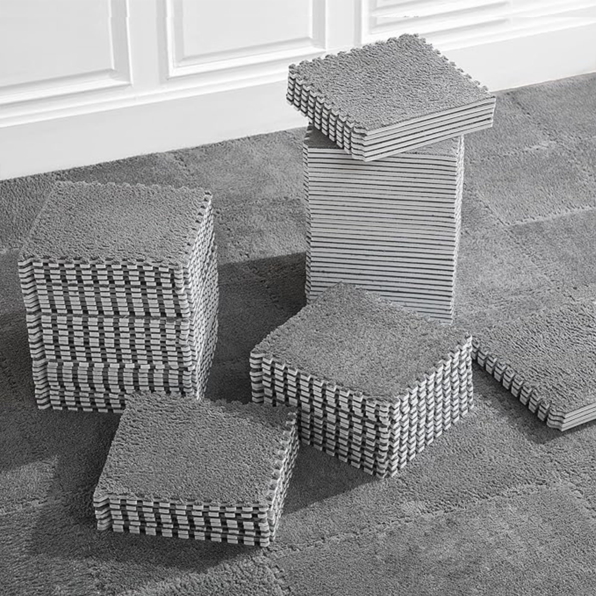 50 pièces de tapis en mousse à assembler en peluche, 30 x 30 cm - Tapis de sol pour salon et chambre à coucher - Tapis de sol en mousse à assembler pour le jeu (Gris, 50 pièces)