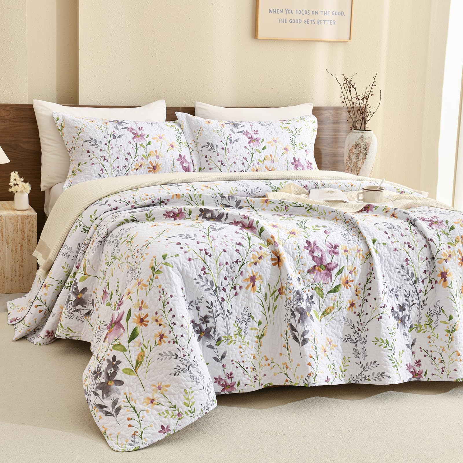 Lady Ann floral printed cotton bedspread in green botanical pattern
