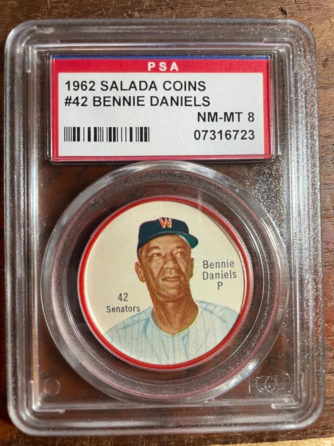 1962 Salada Baseball Coins #42 Bennie Daniels Psa 8 - MLB Photomints and Coins