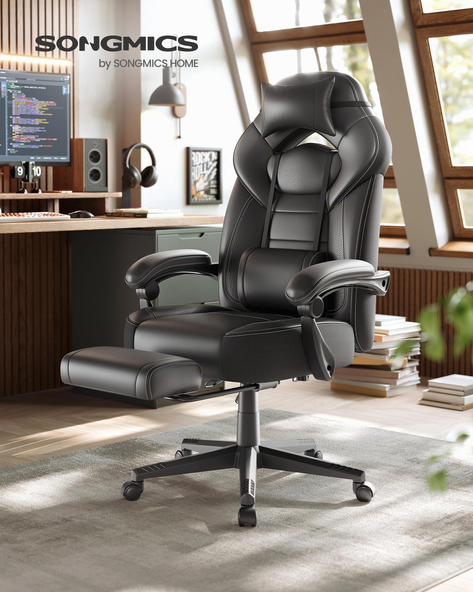 SONGMICS Chaise de Jeu, Chaise d'Ordinateur, Ergonomique, avec Repose-Pieds, Coussin de Tête Ajustable, Support Lombaire, Capacité de Charge de 150 kg, Noir OBG077B01
