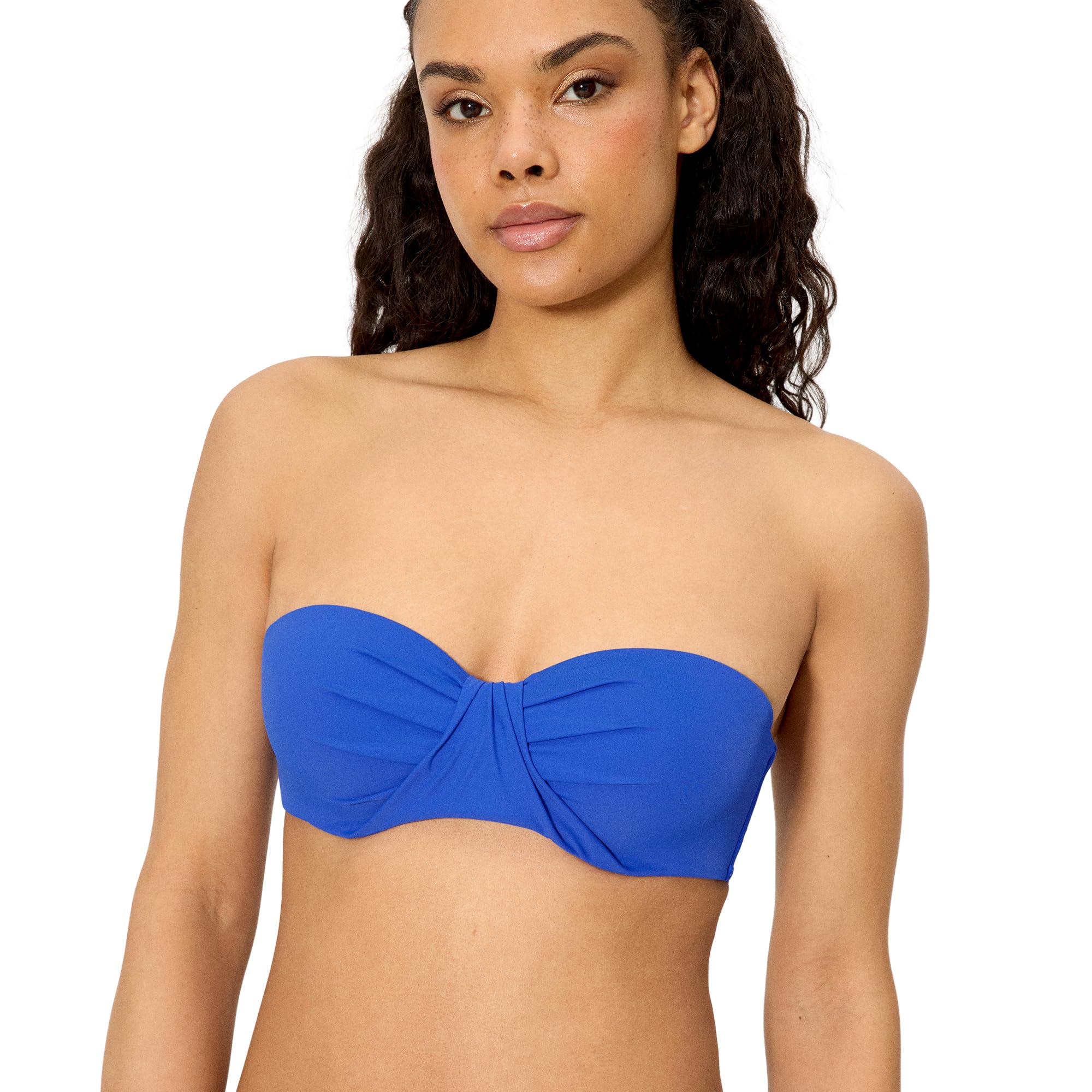 YSABEL MORA. Top Bikini Bandeau Copa C. Top Bikini Bandeau con Aro Y Relleno. Tirantes Desmontables Anudados Al Cuello. Opción con Y Sin Tirantes. Colección Palms.